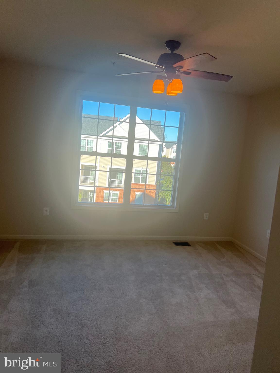 RIDGES AT LOUDOUN VALLEY - Residential Lease