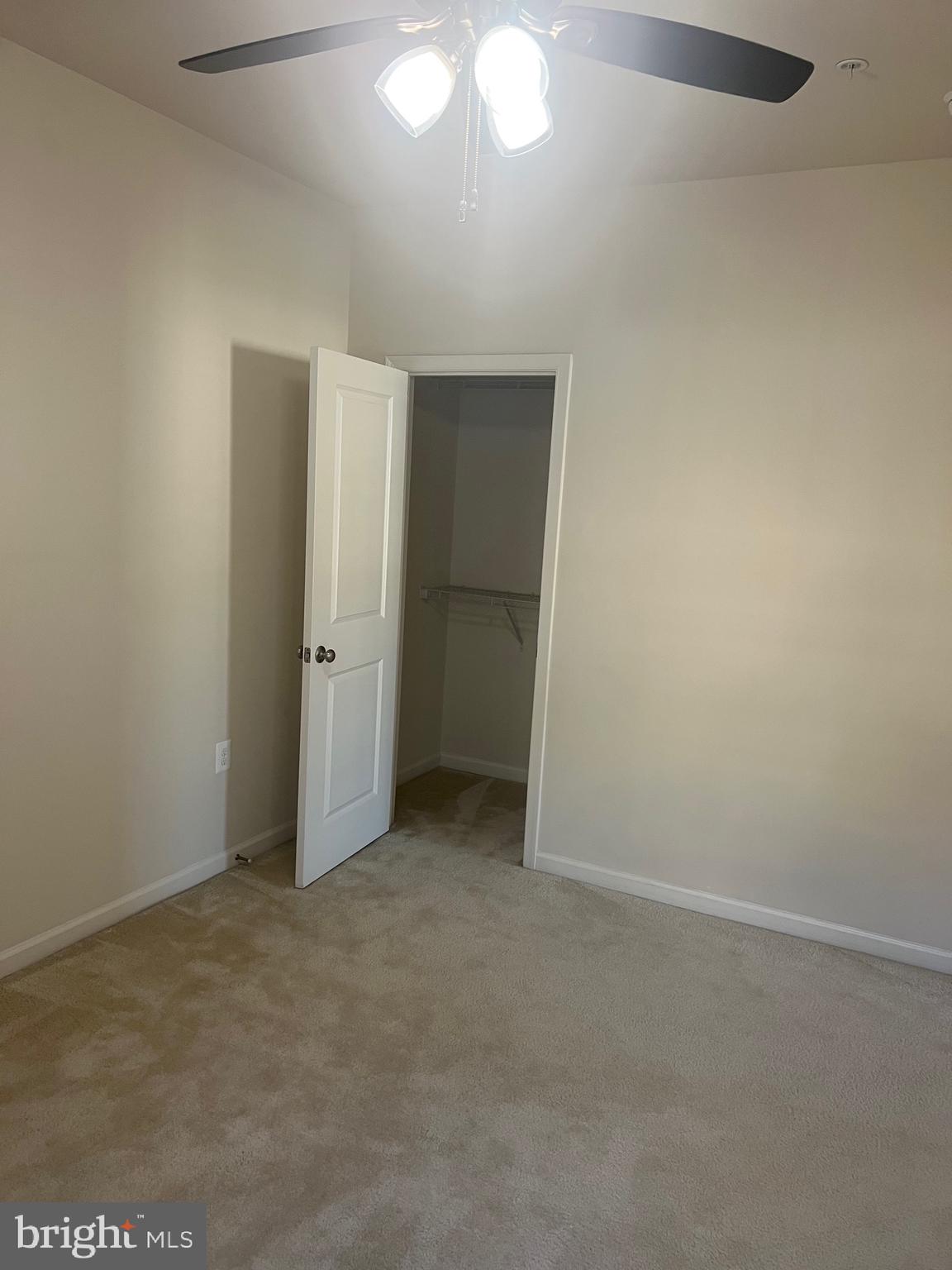 RIDGES AT LOUDOUN VALLEY - Residential Lease