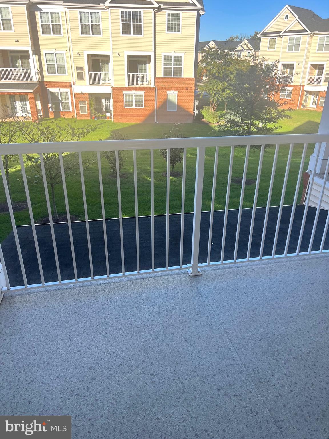 RIDGES AT LOUDOUN VALLEY - Residential Lease