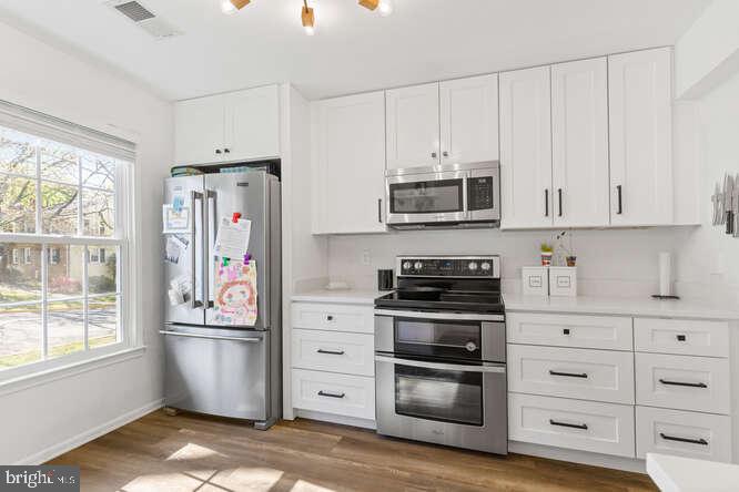 NEWINGTON STATION - Residential Lease