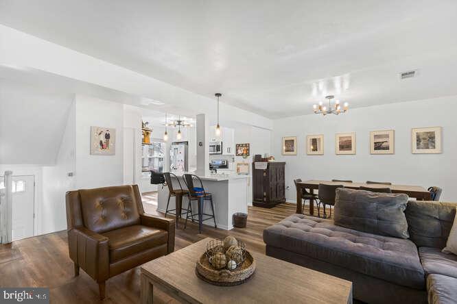 NEWINGTON STATION - Residential Lease