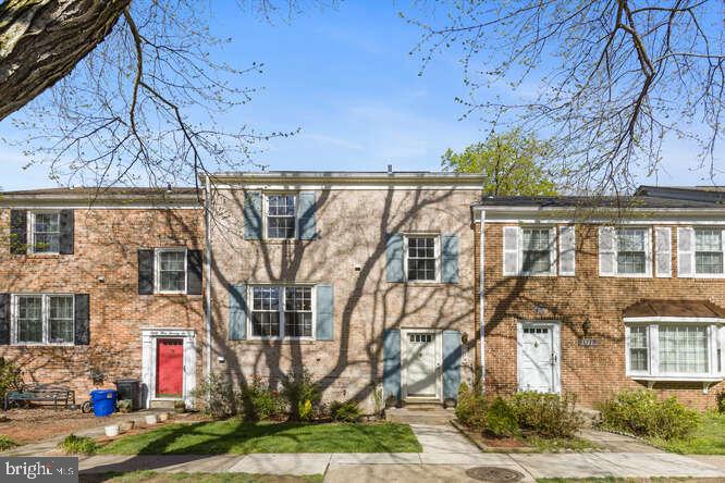 NEWINGTON STATION - Residential Lease