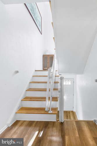 NEWINGTON STATION - Residential Lease