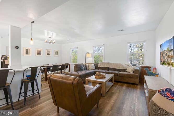 NEWINGTON STATION - Residential Lease