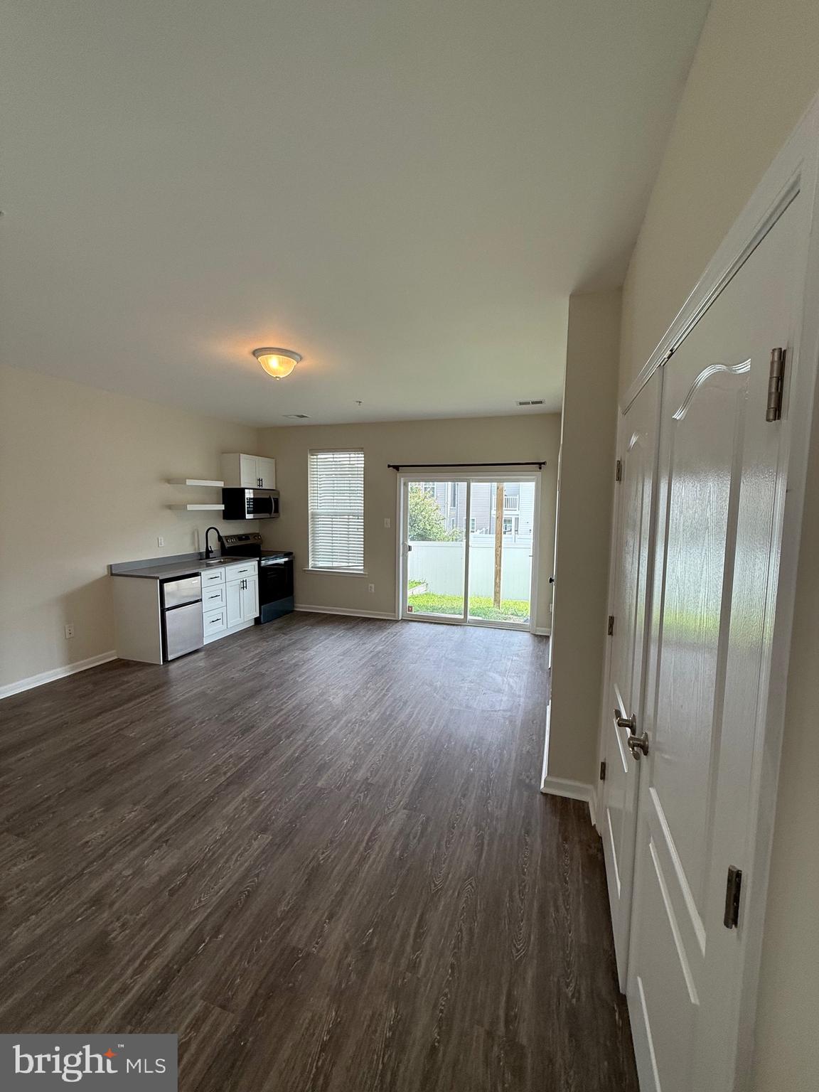 HIGH RIDGE MEADOWS - Residential Lease