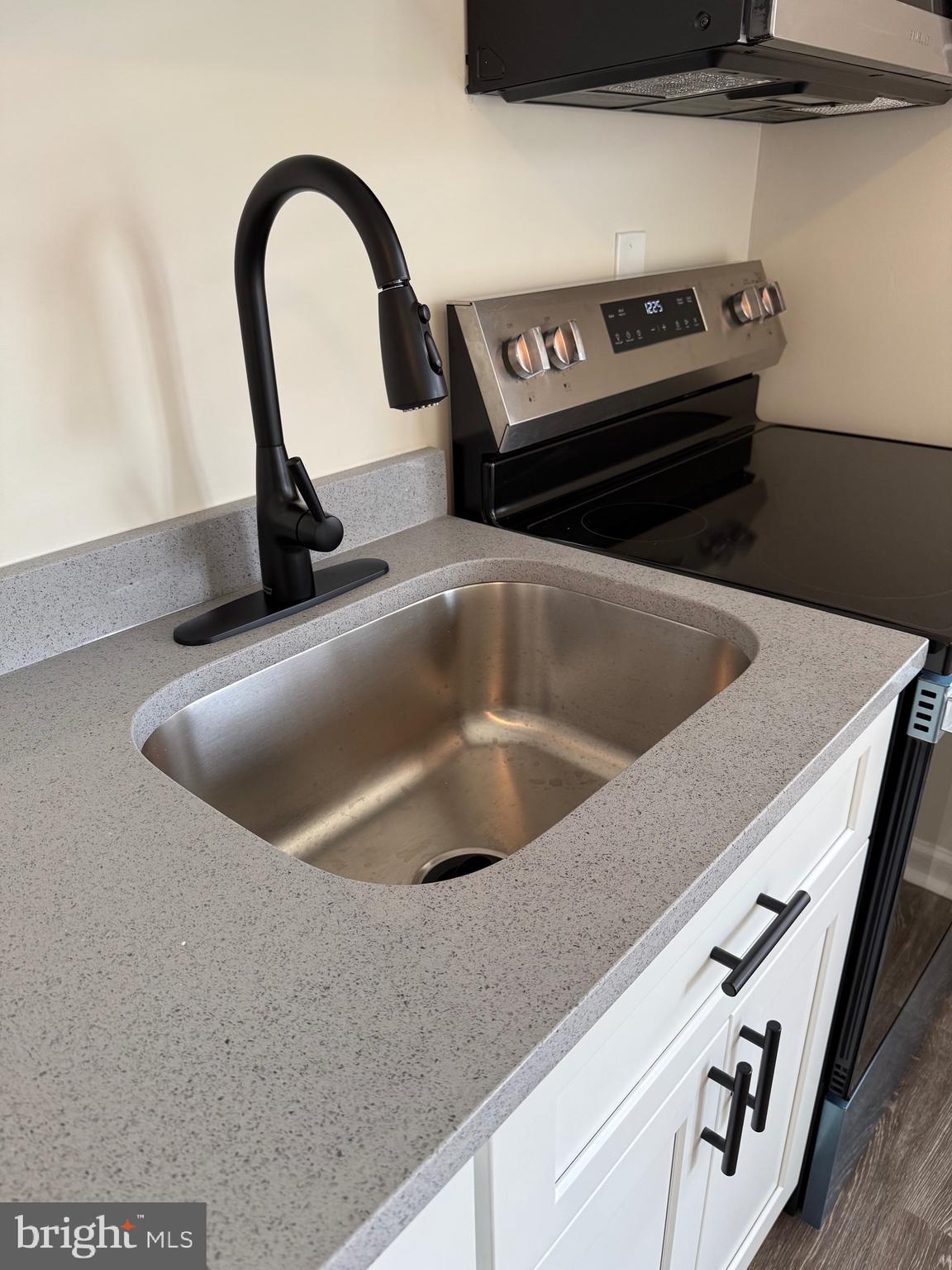 HIGH RIDGE MEADOWS - Residential Lease