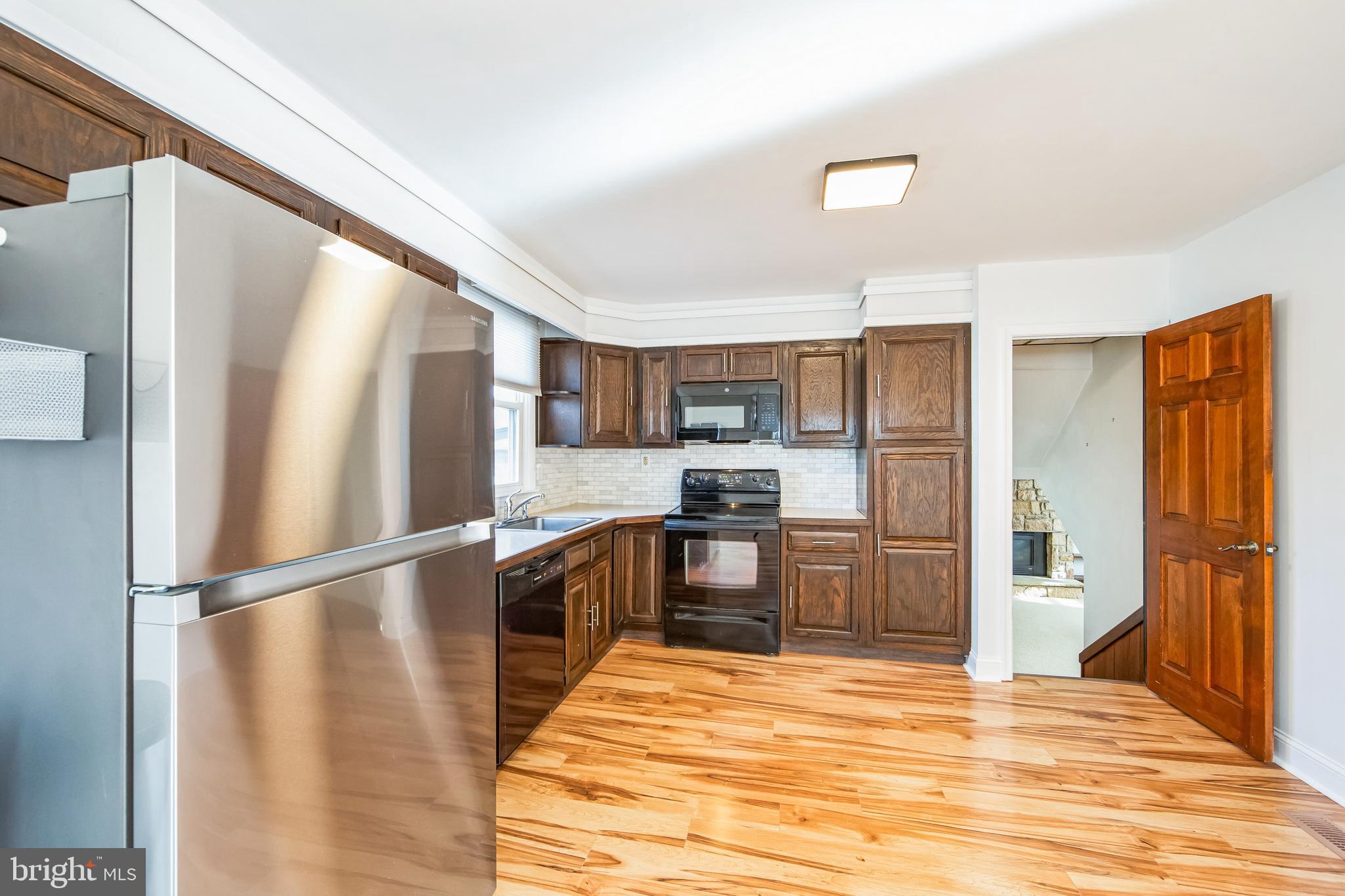 ROSEWOOD PARK - Residential