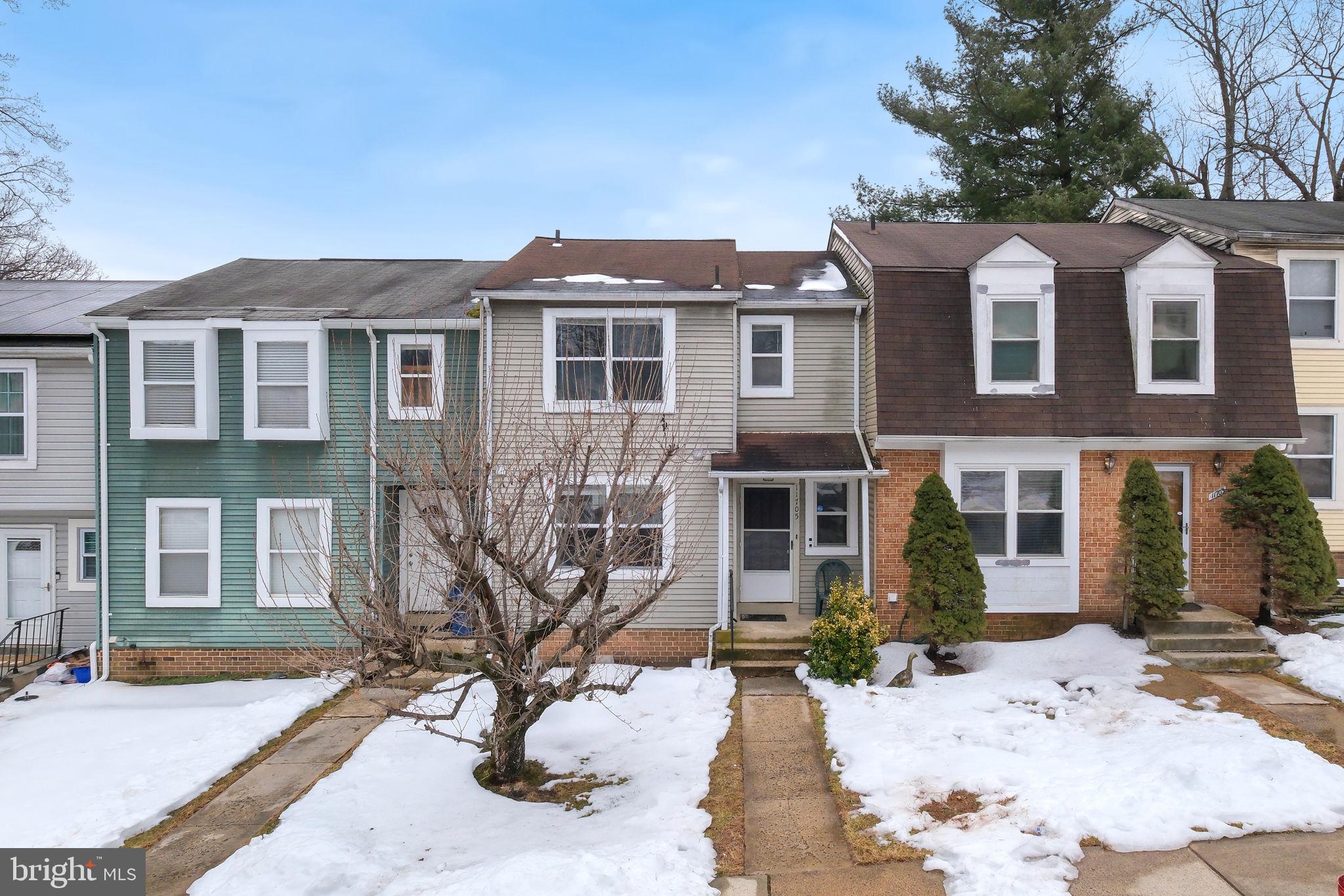 GUNNERS LAKE VILLAGE - Residential