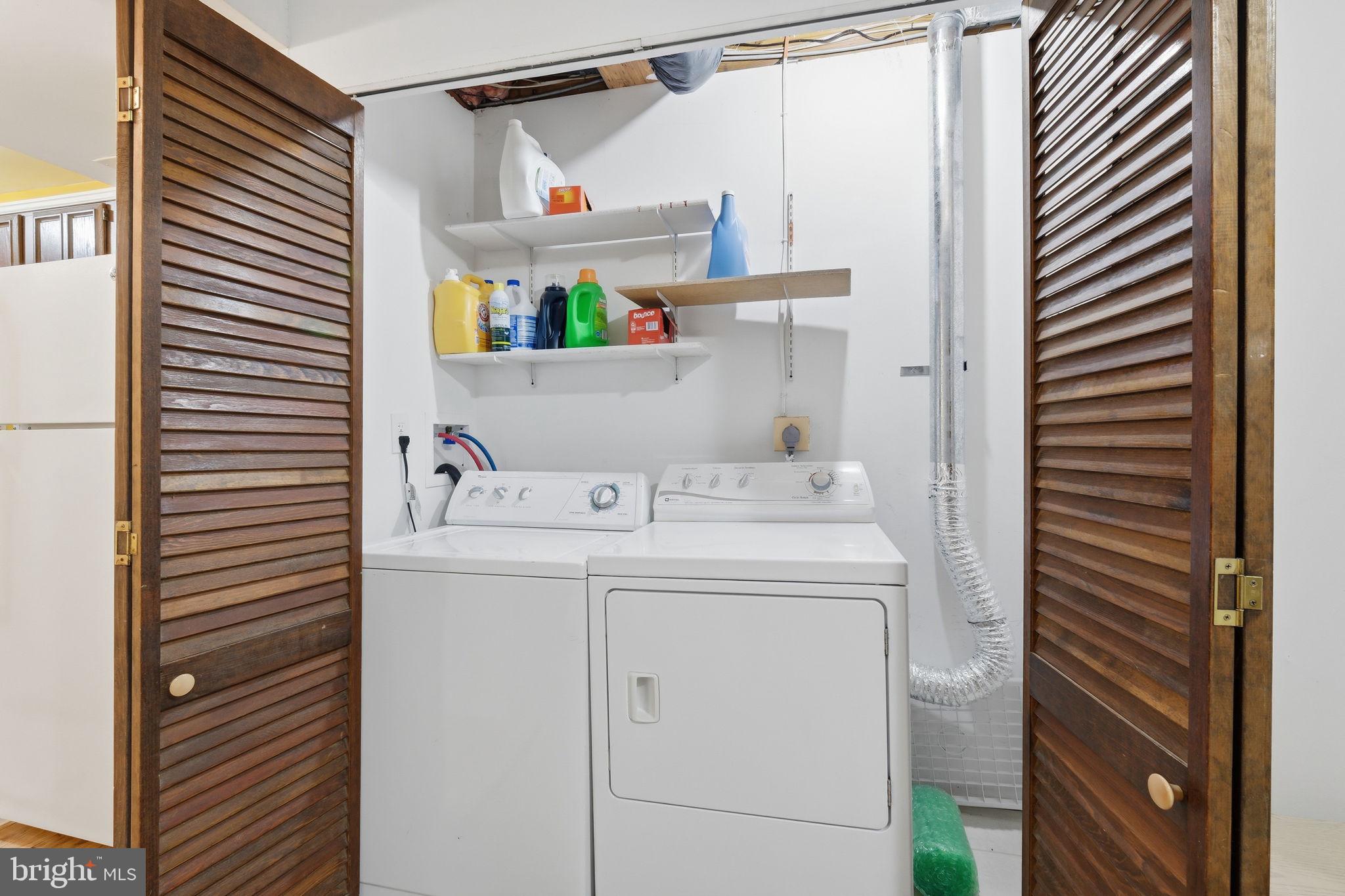 GUNNERS LAKE VILLAGE - Residential