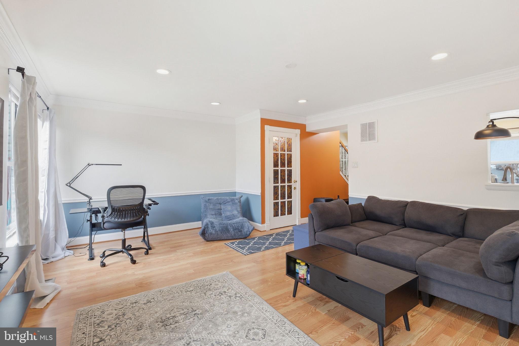 GUNNERS LAKE VILLAGE - Residential