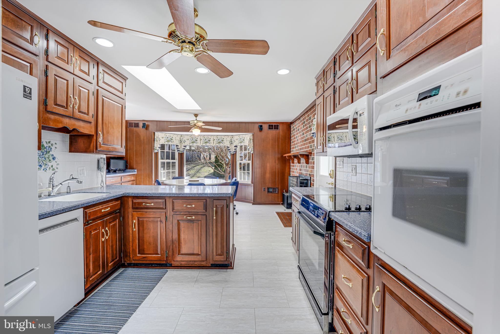 SOMERSET - Residential