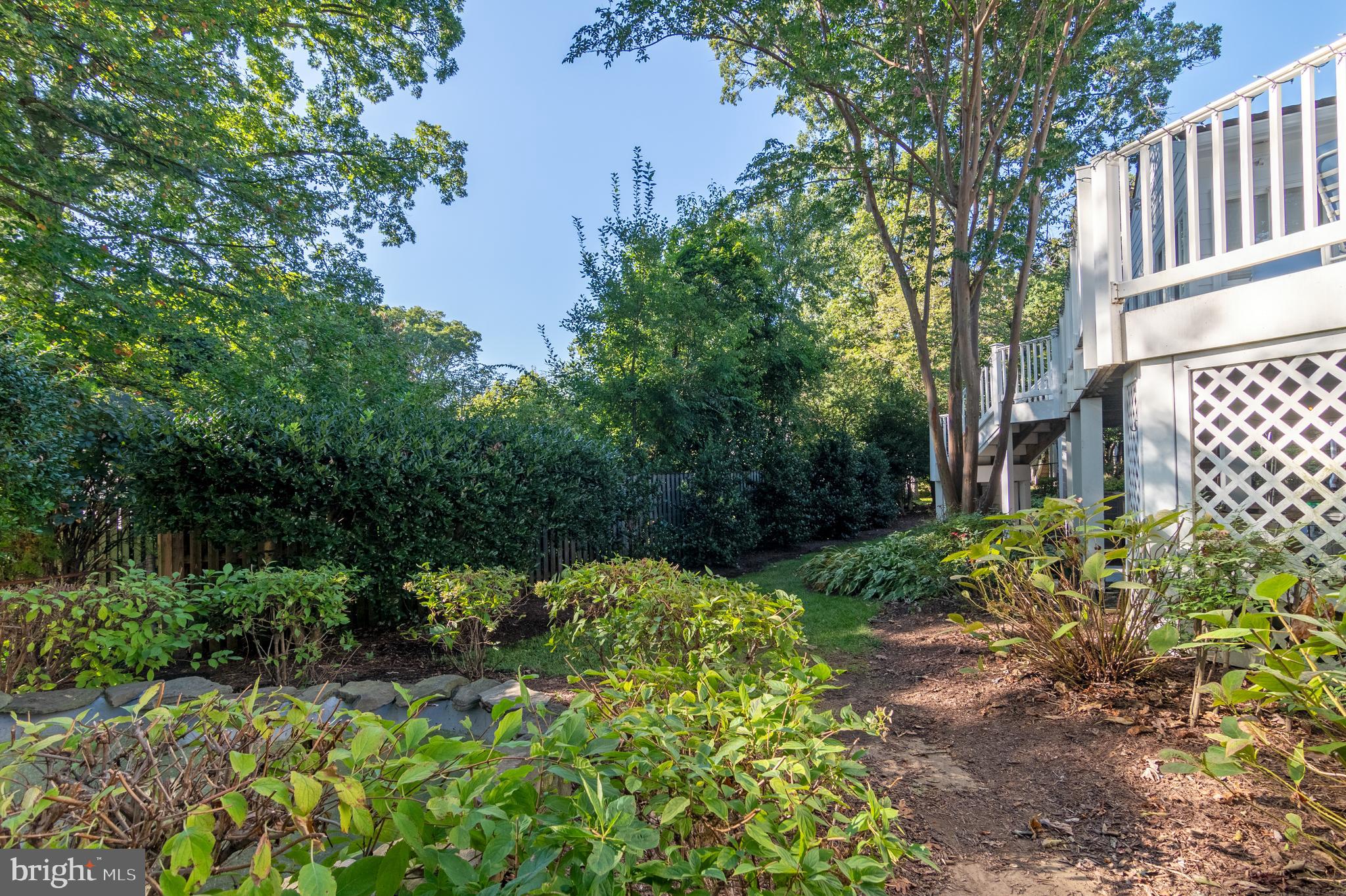 SOMERSET - Residential