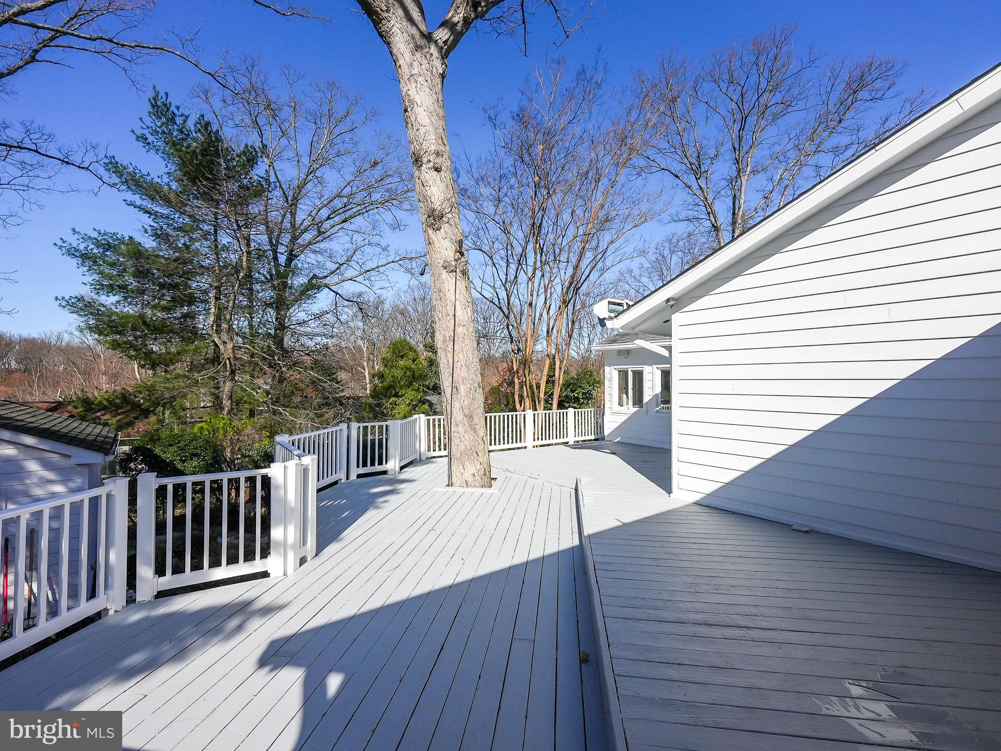 SOMERSET - Residential