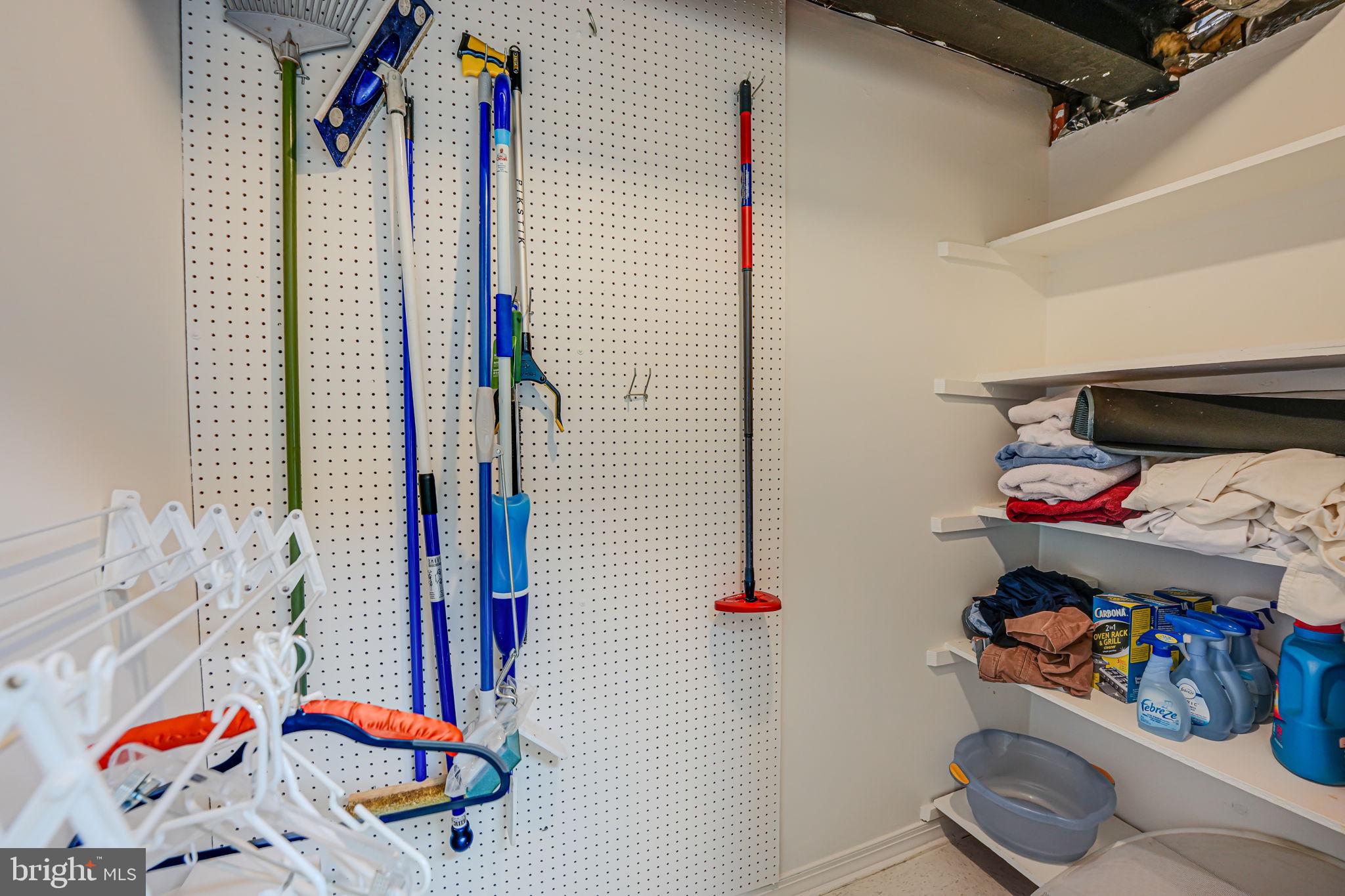 SOMERSET - Residential