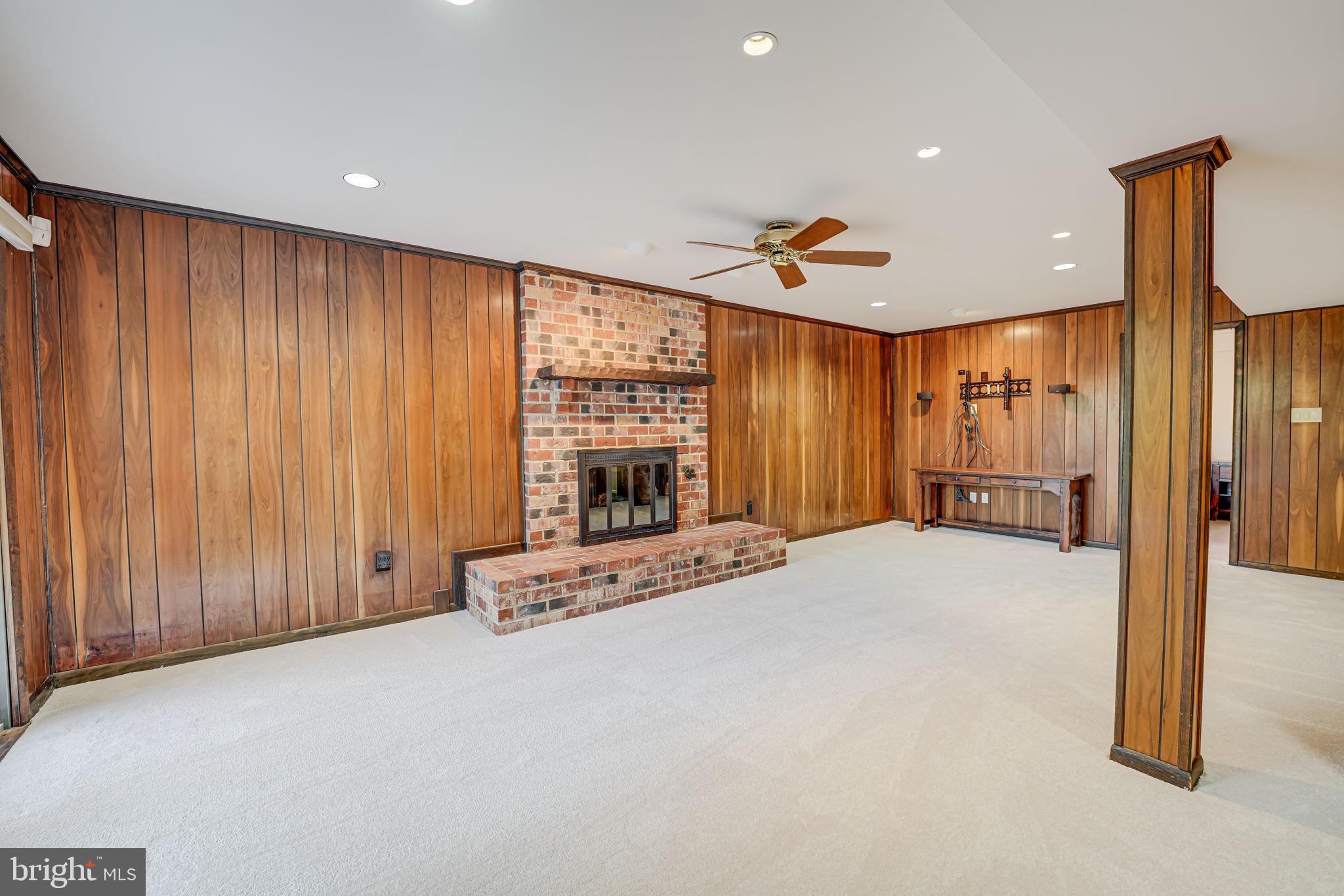 SOMERSET - Residential