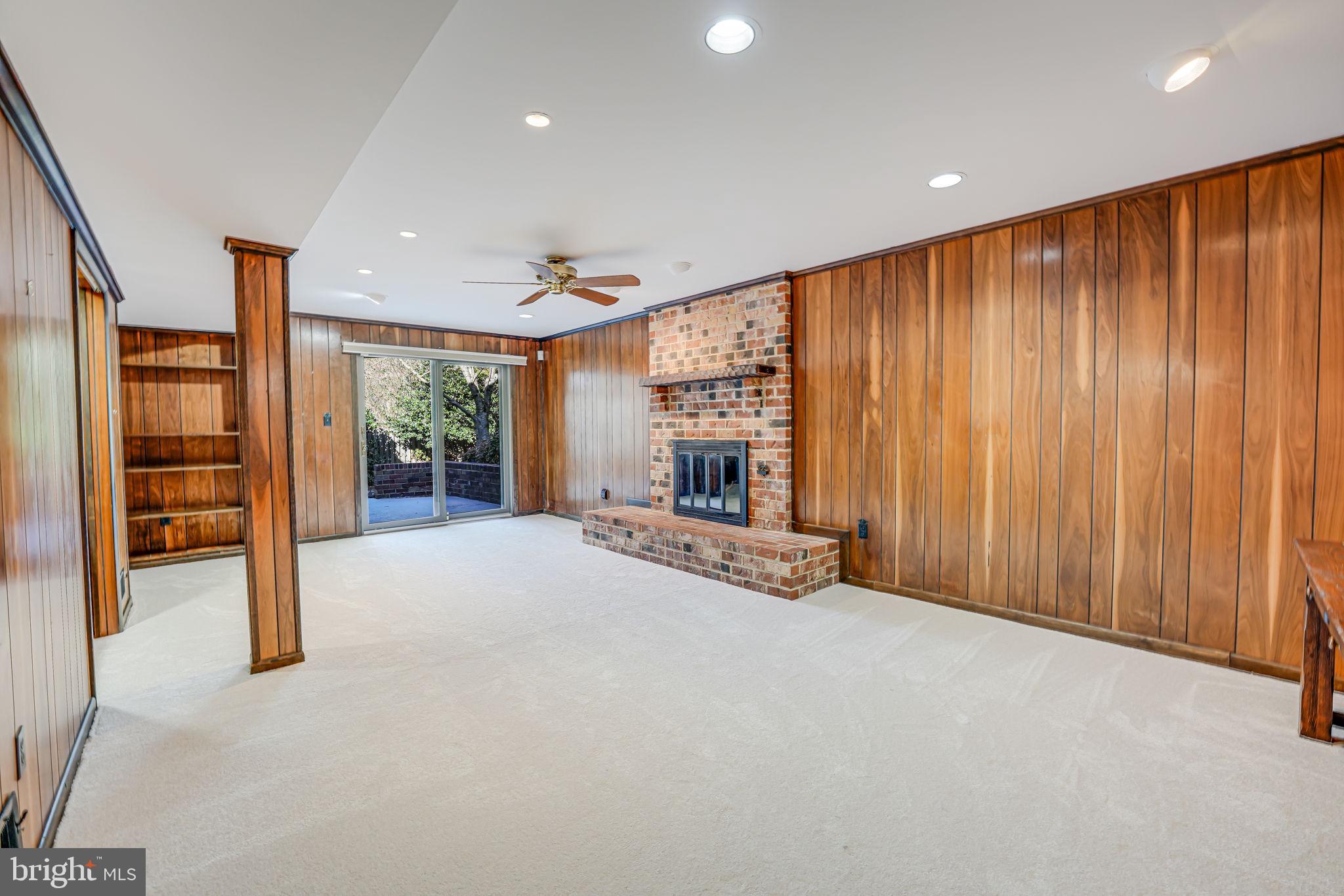 SOMERSET - Residential