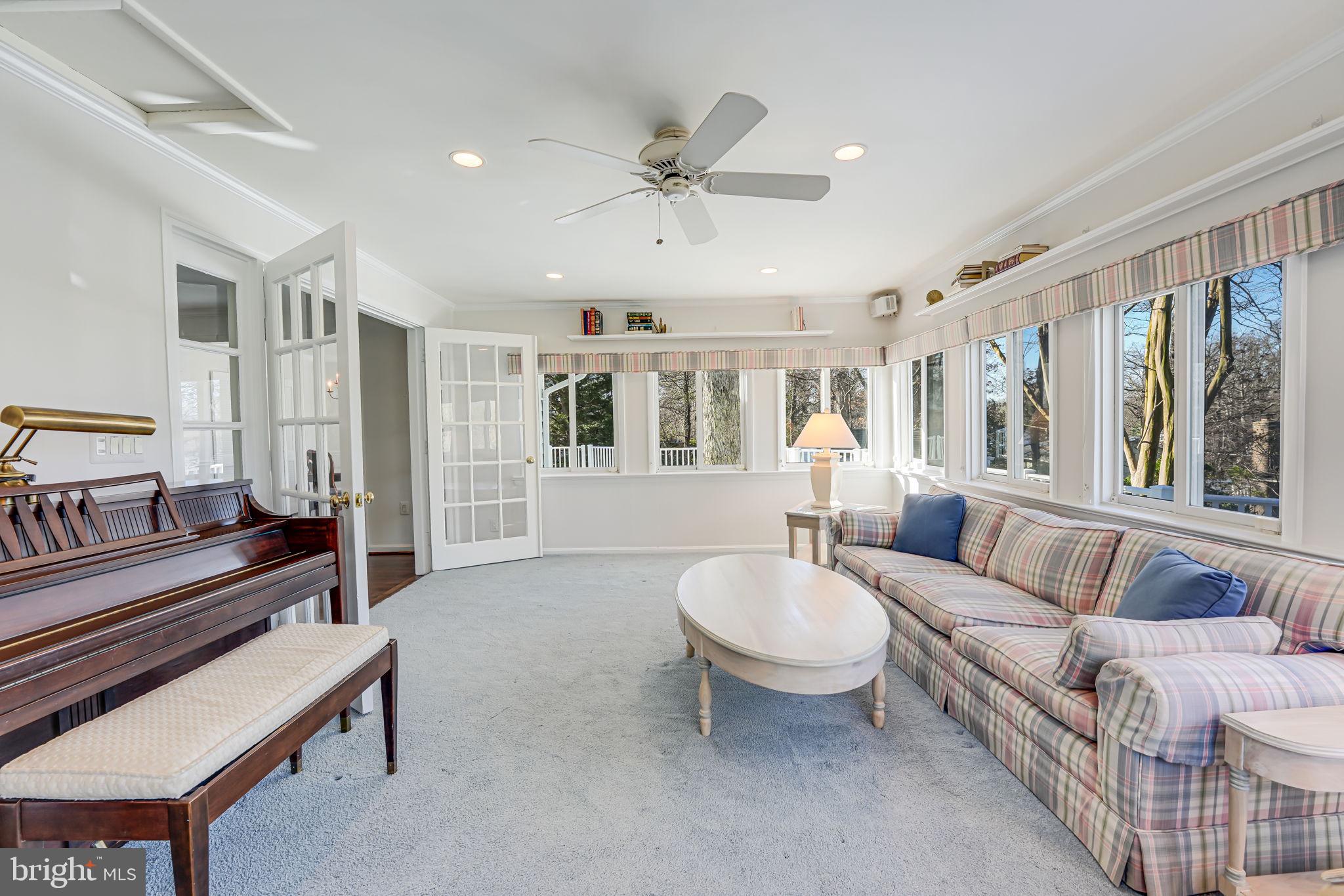 SOMERSET - Residential