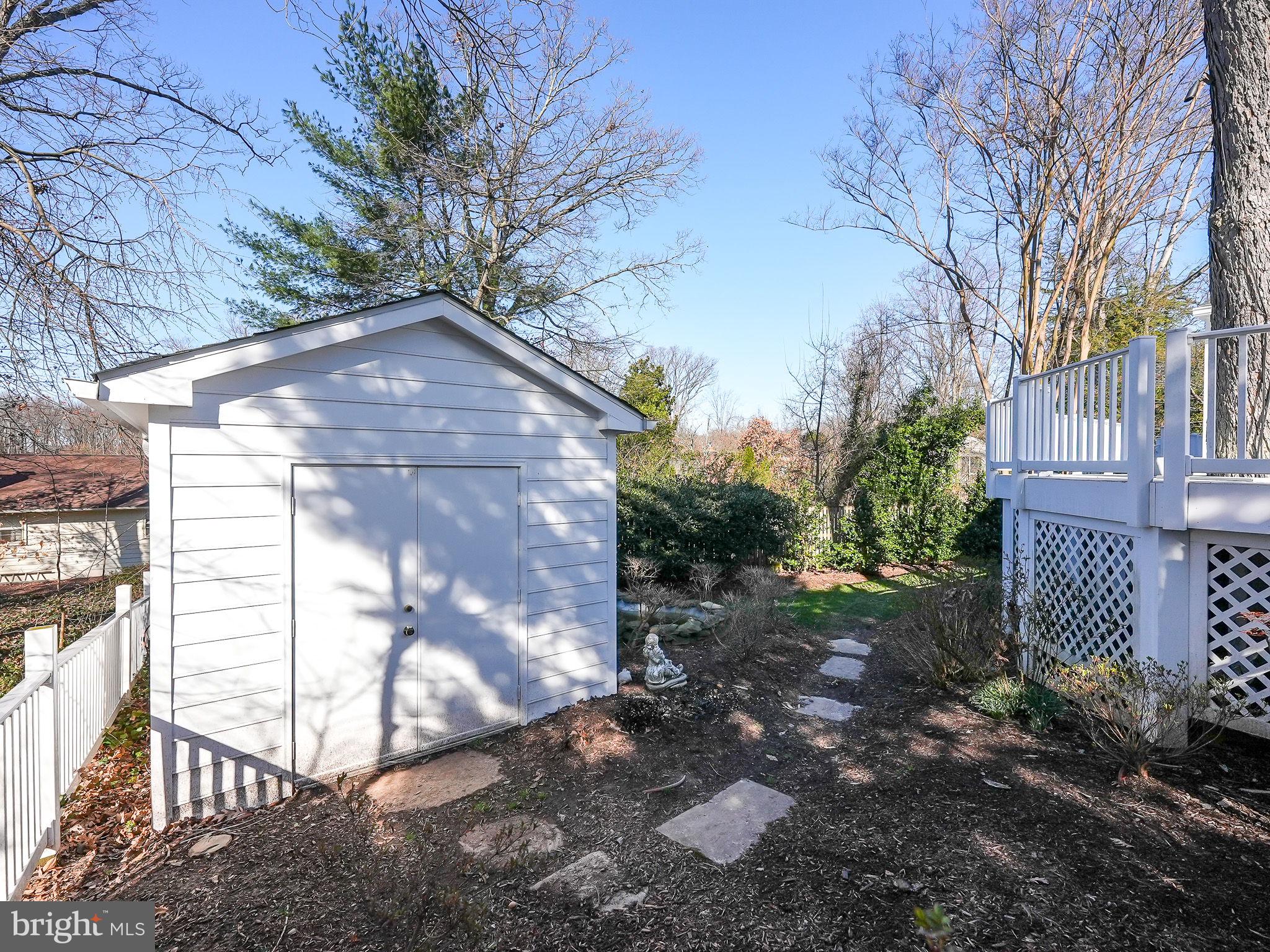 SOMERSET - Residential