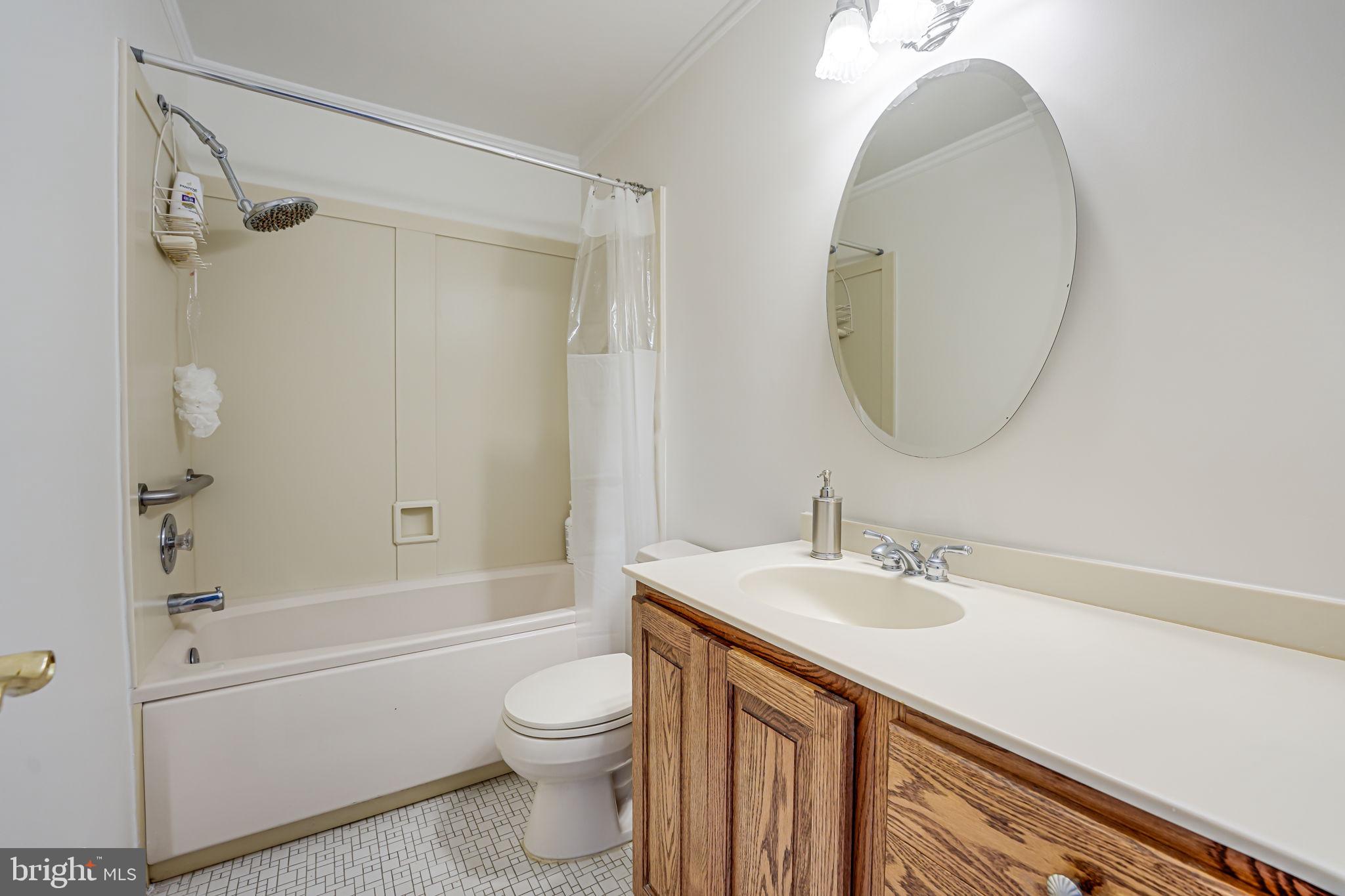 SOMERSET - Residential