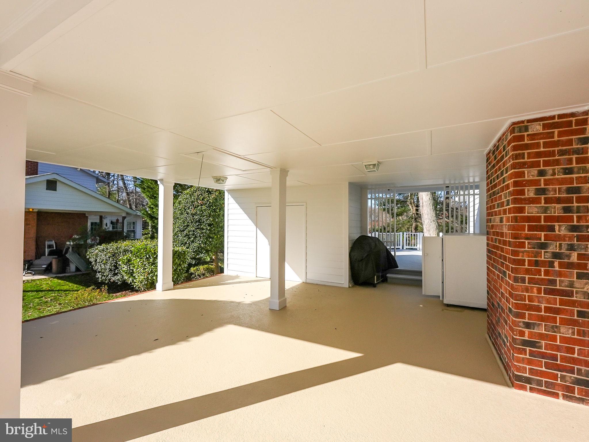 SOMERSET - Residential