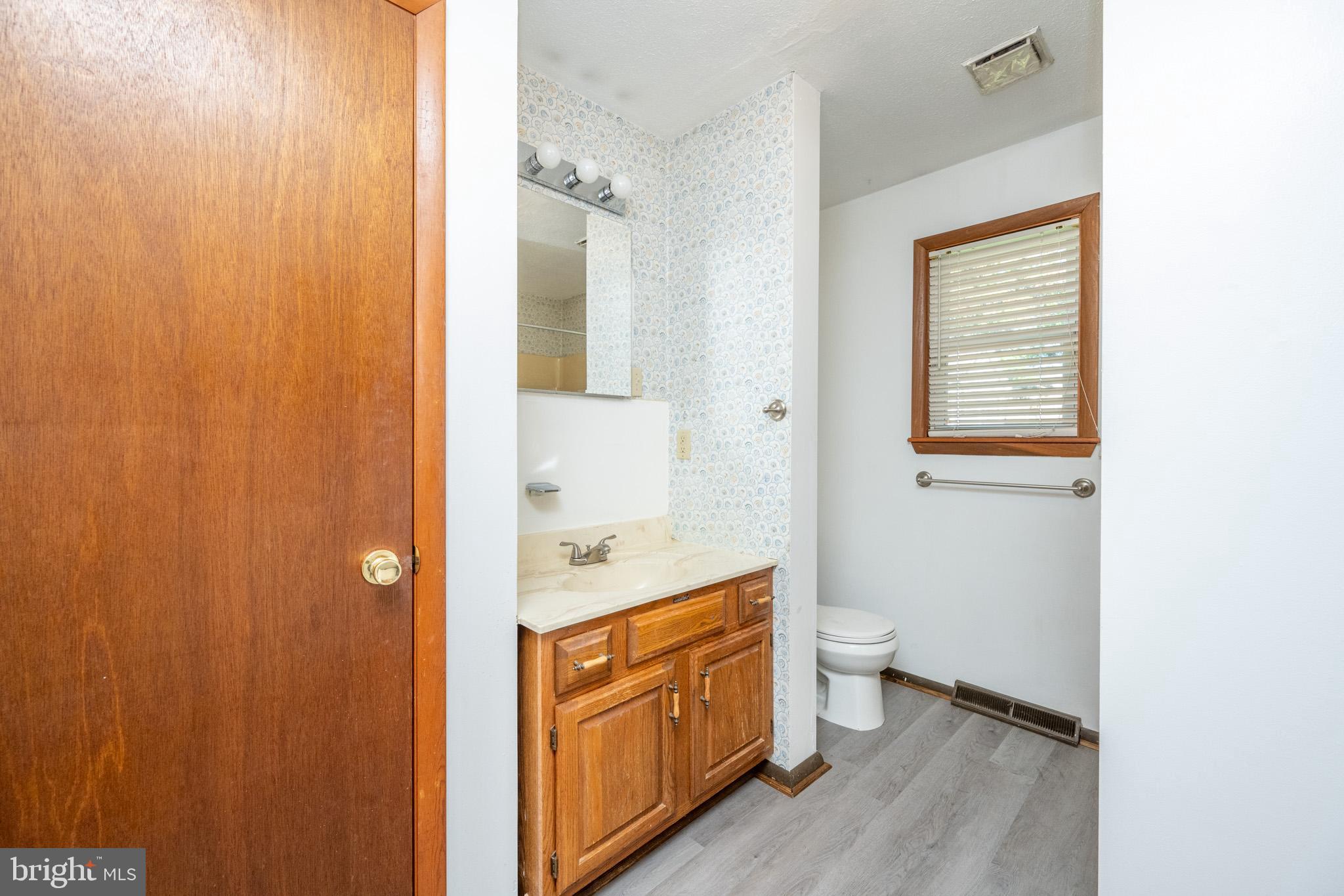 MOUNTAIN LAKE PARK - Residential