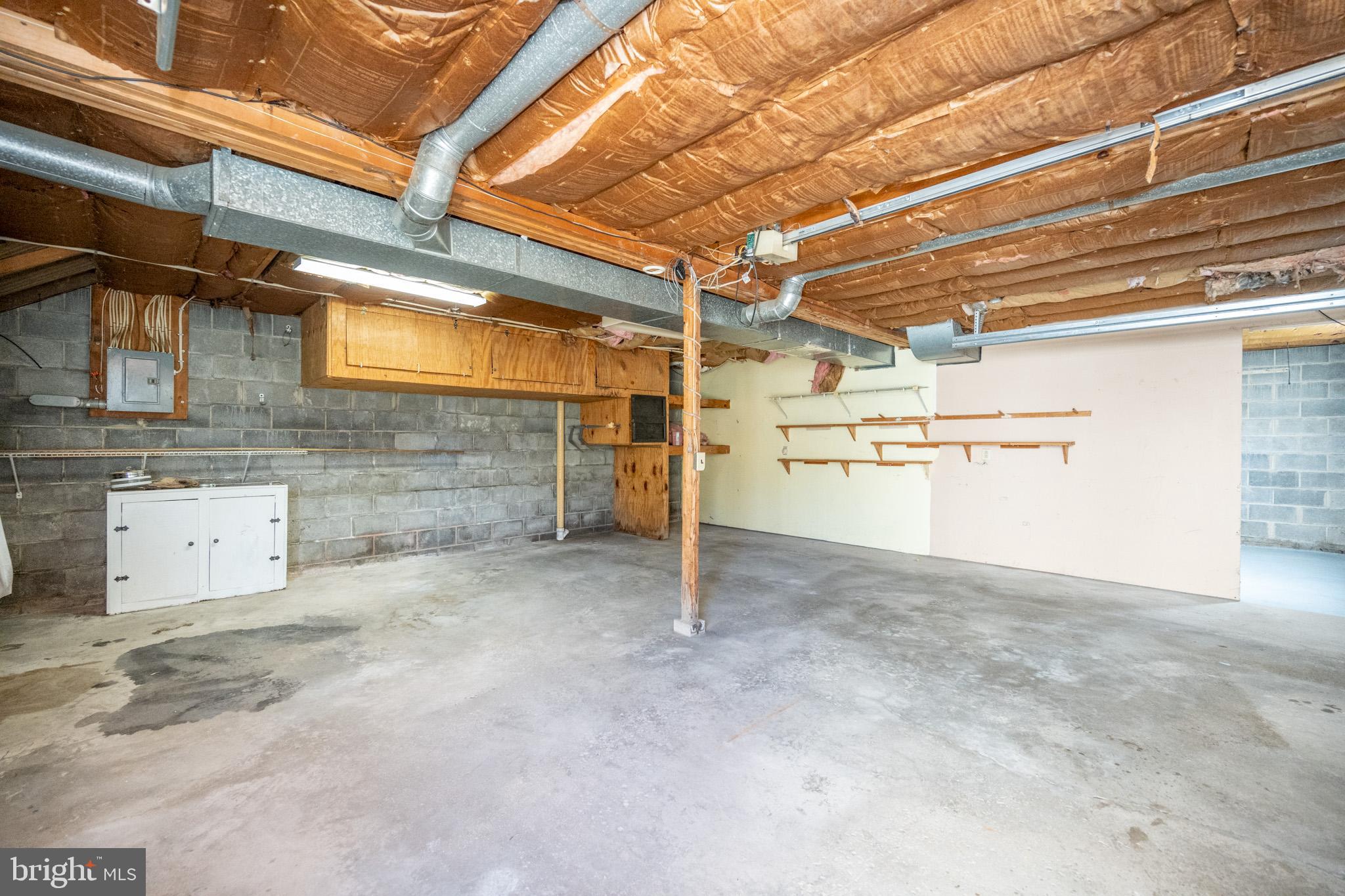 MOUNTAIN LAKE PARK - Residential