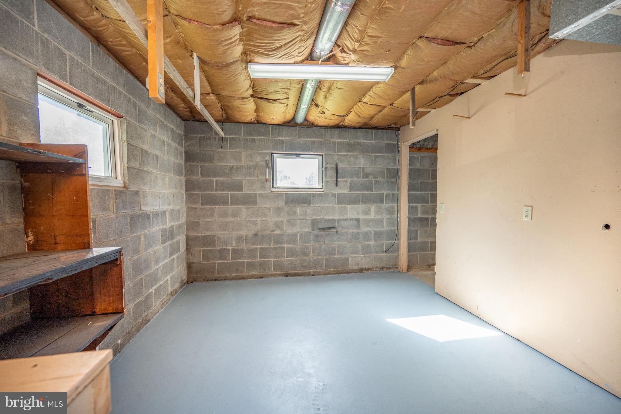 MOUNTAIN LAKE PARK - Residential