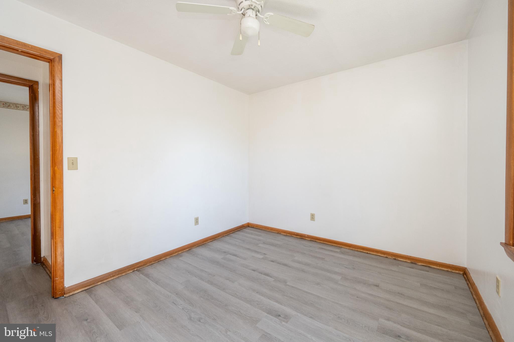 MOUNTAIN LAKE PARK - Residential