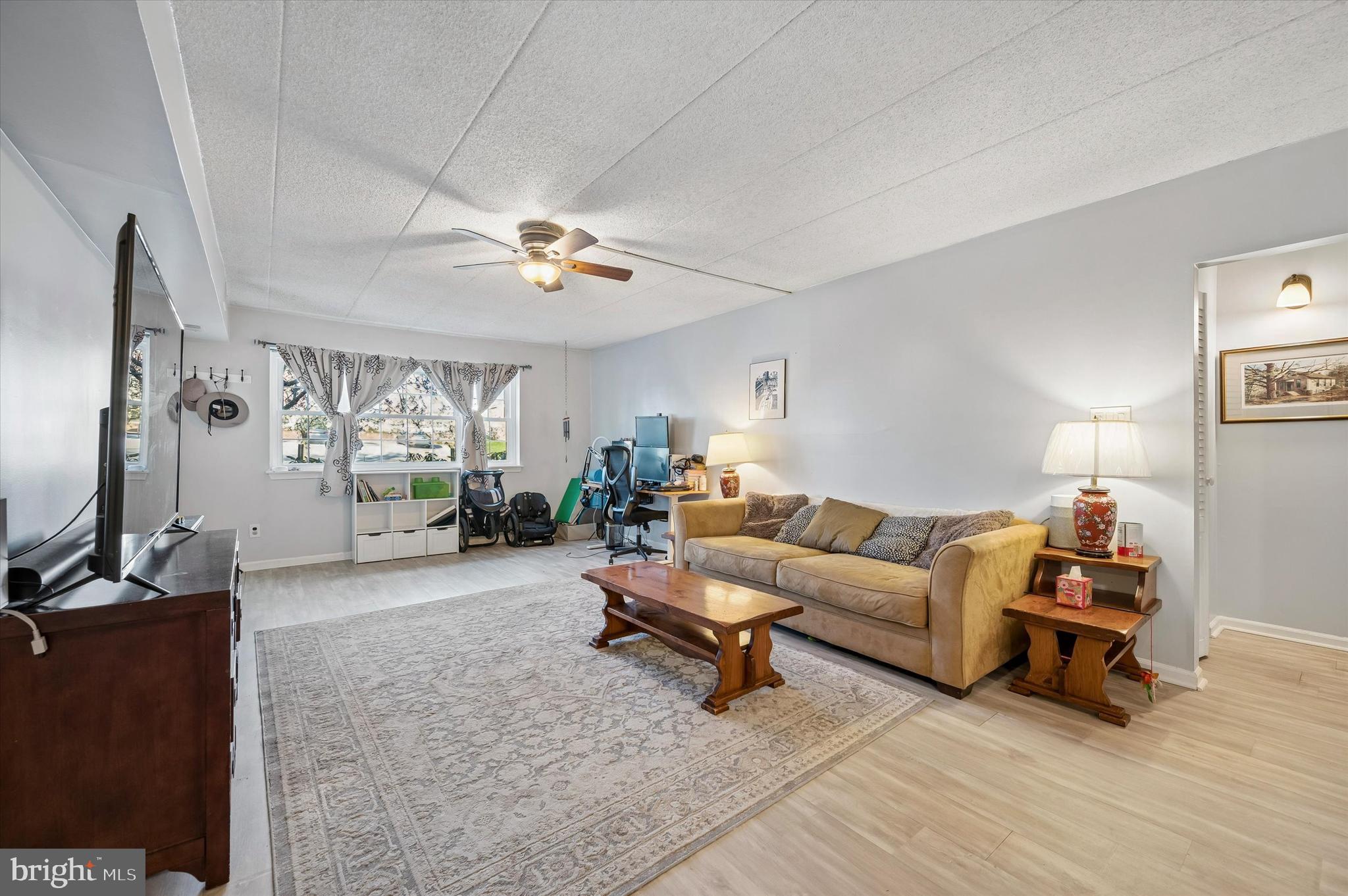 114 RIVERSEDGE CONDO 114