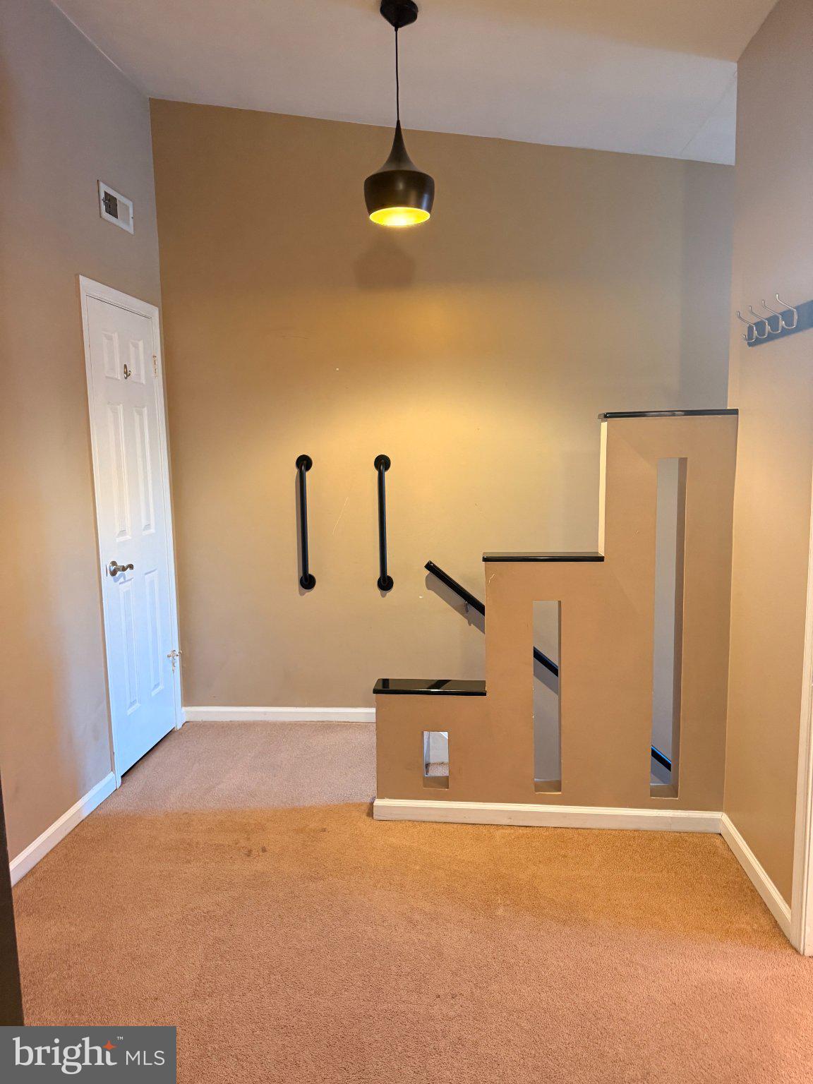 312 WHITTIER COURT