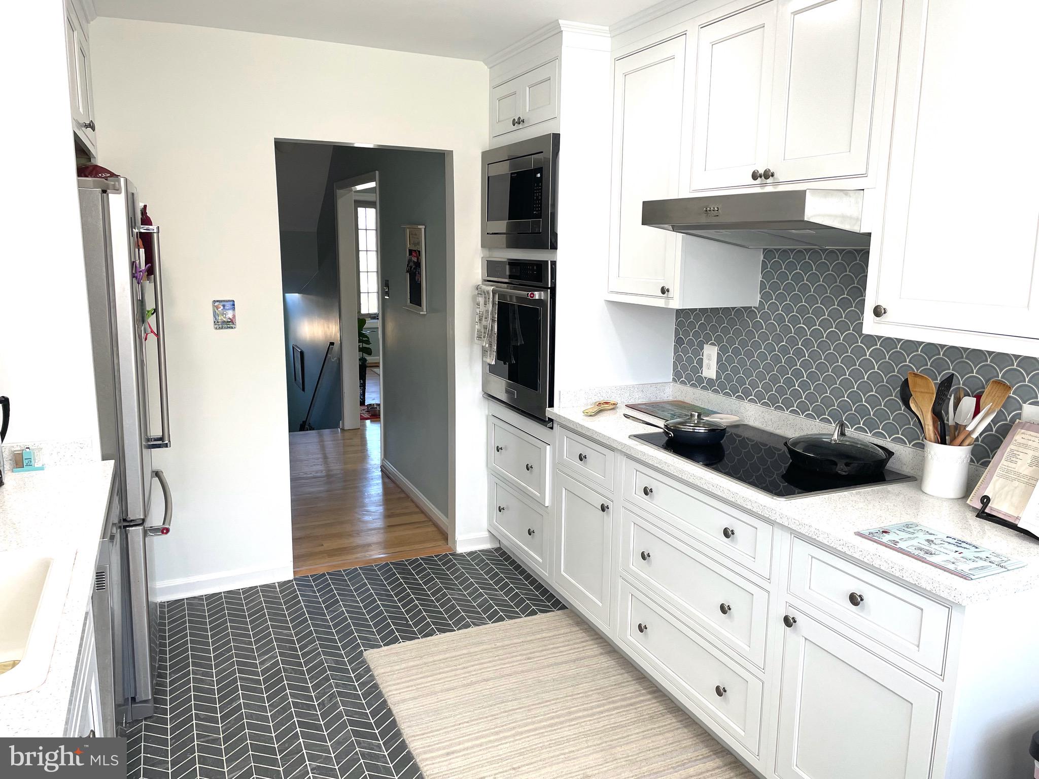 OLDE BELHAVEN TOWNE - Residential