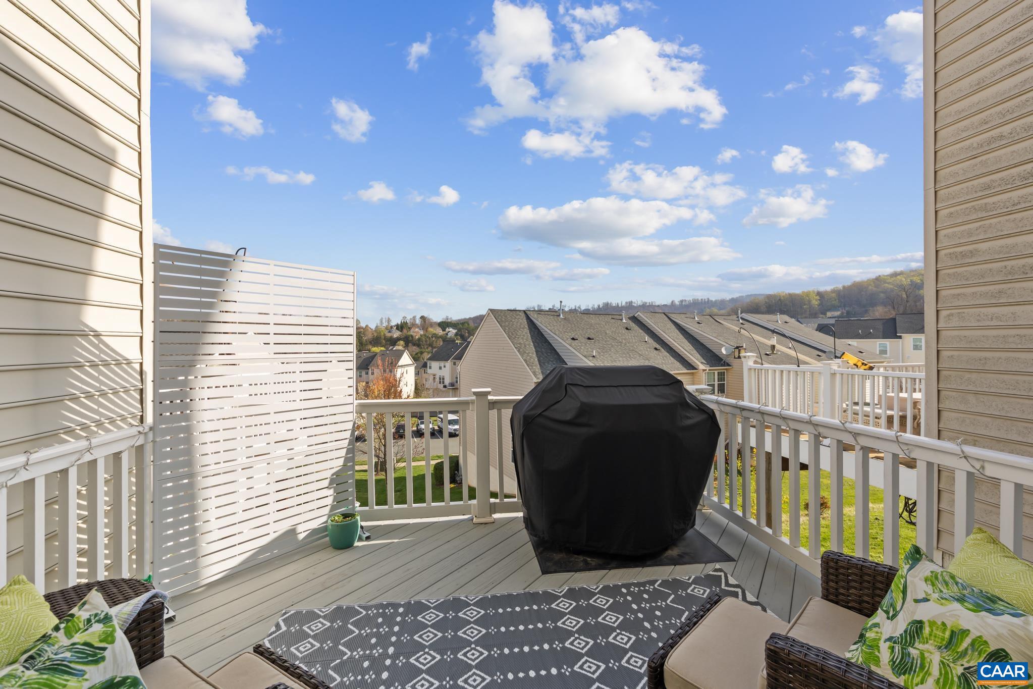 PAVILIONS AT PANTOPS - Residential