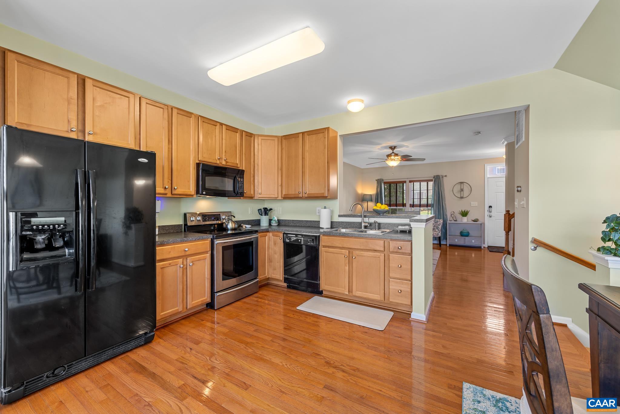 PAVILIONS AT PANTOPS - Residential