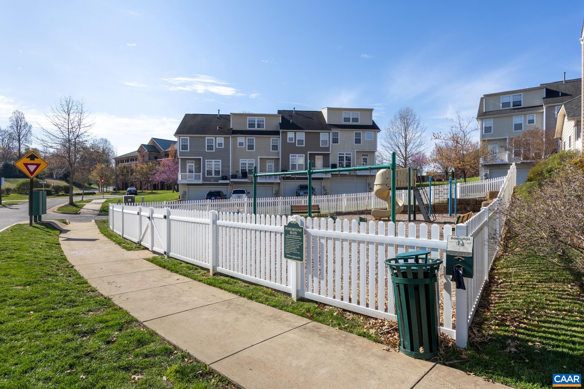 PAVILIONS AT PANTOPS - Residential