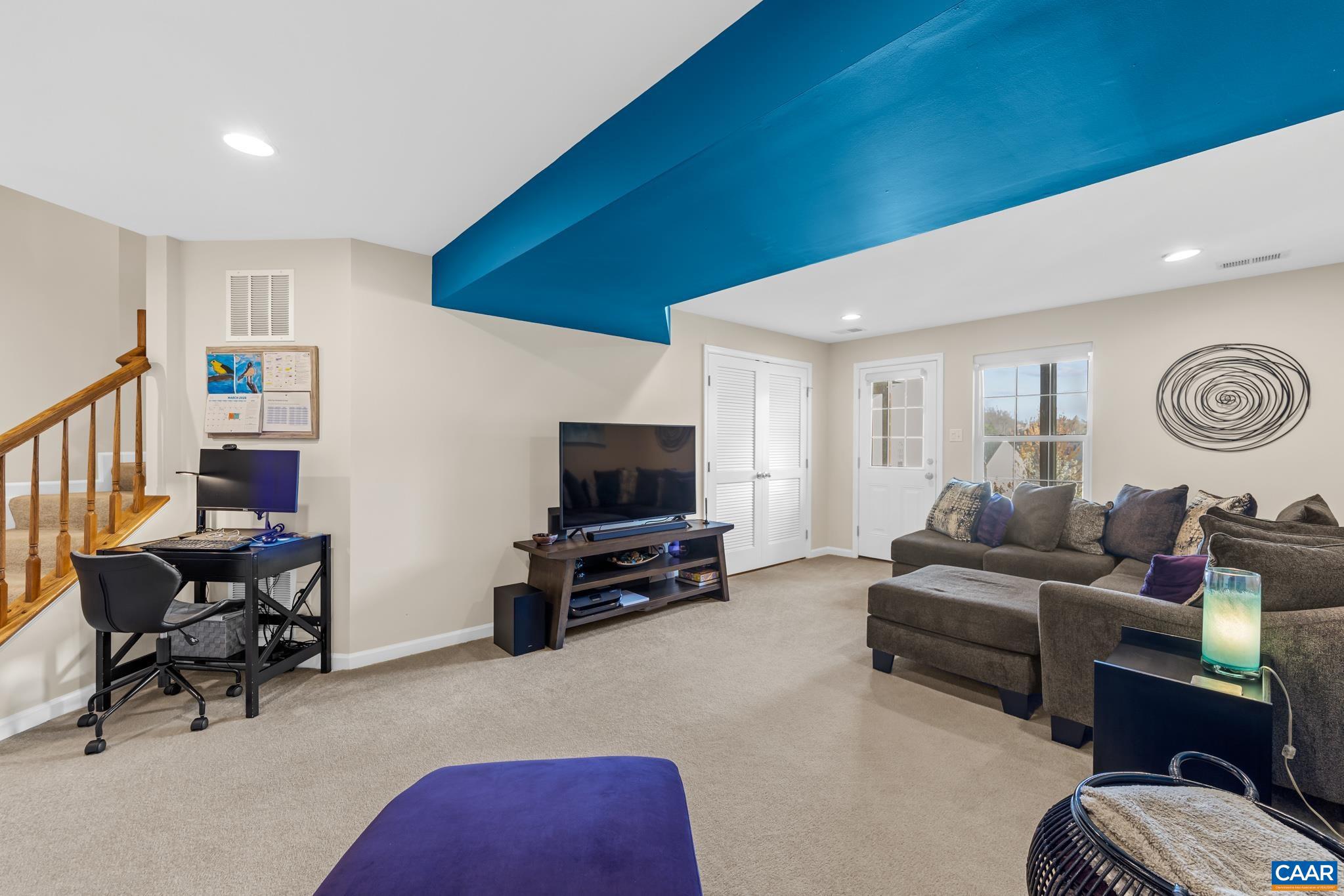 PAVILIONS AT PANTOPS - Residential