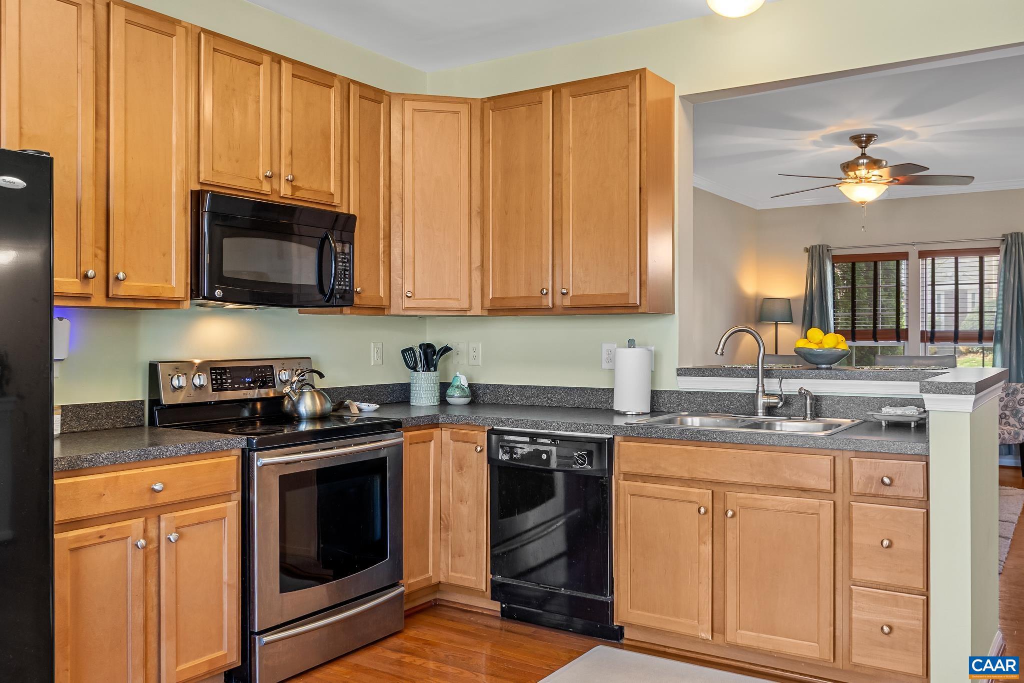 PAVILIONS AT PANTOPS - Residential