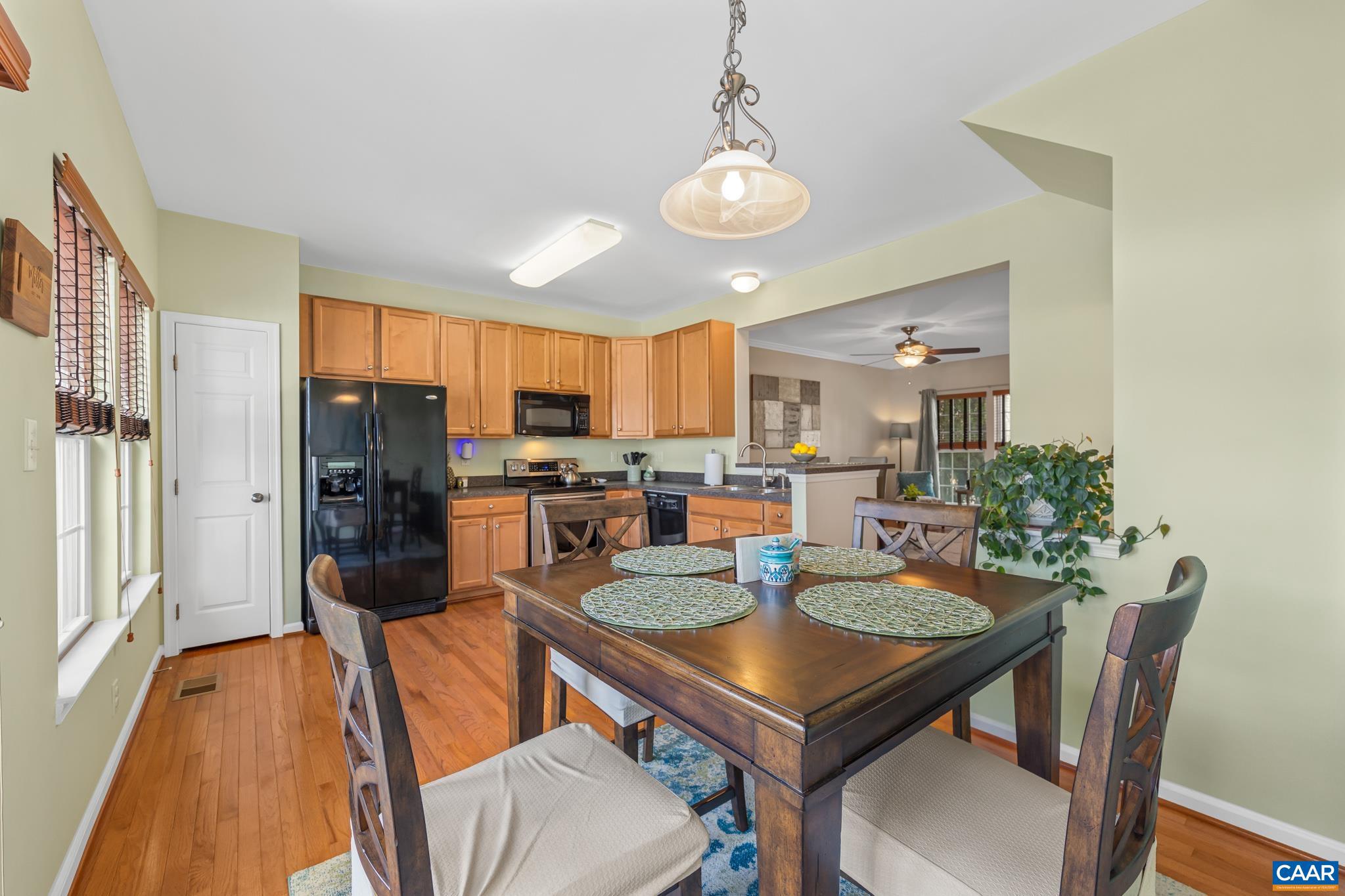 PAVILIONS AT PANTOPS - Residential