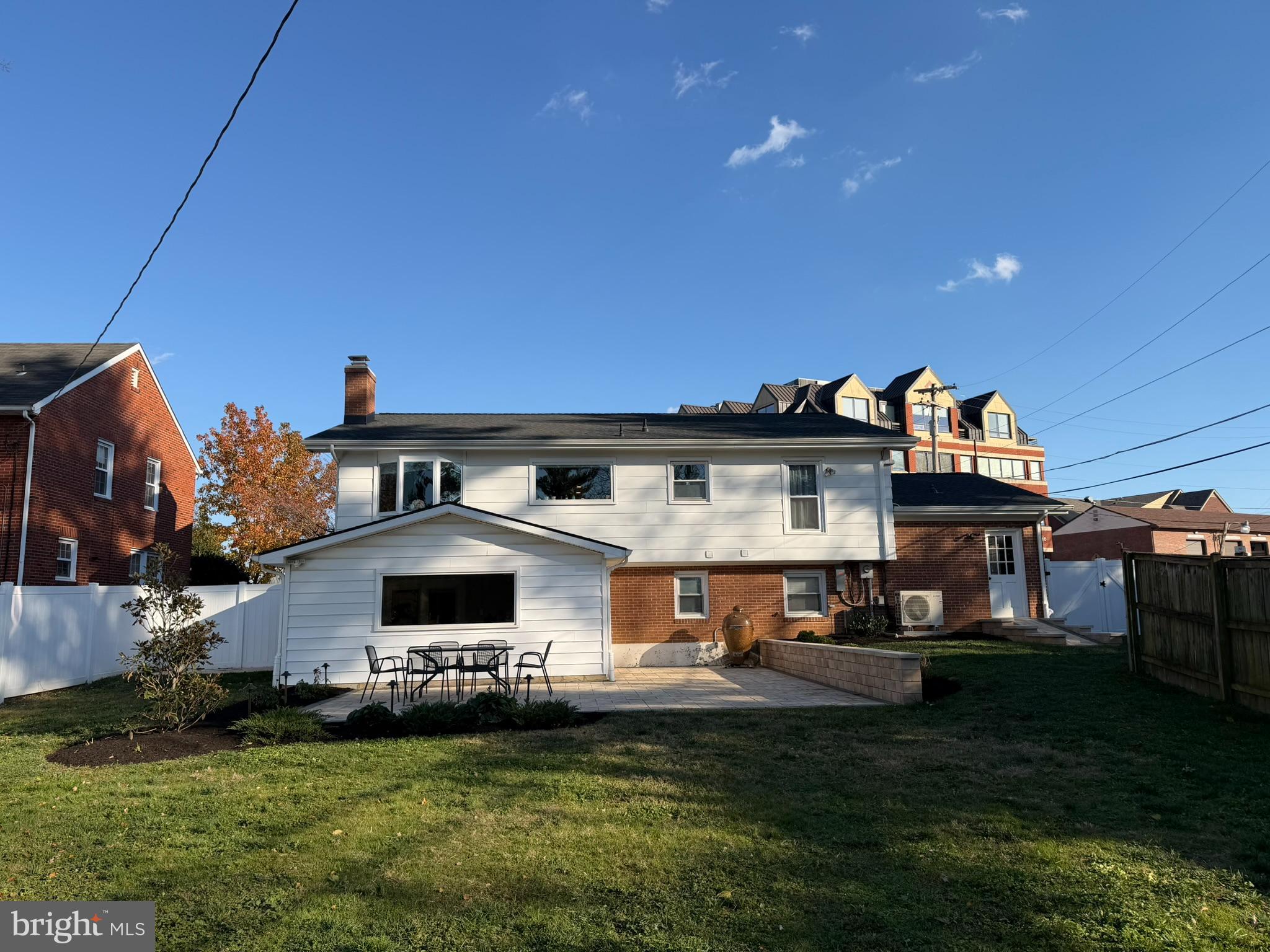 5 N JEFFERSON STREET