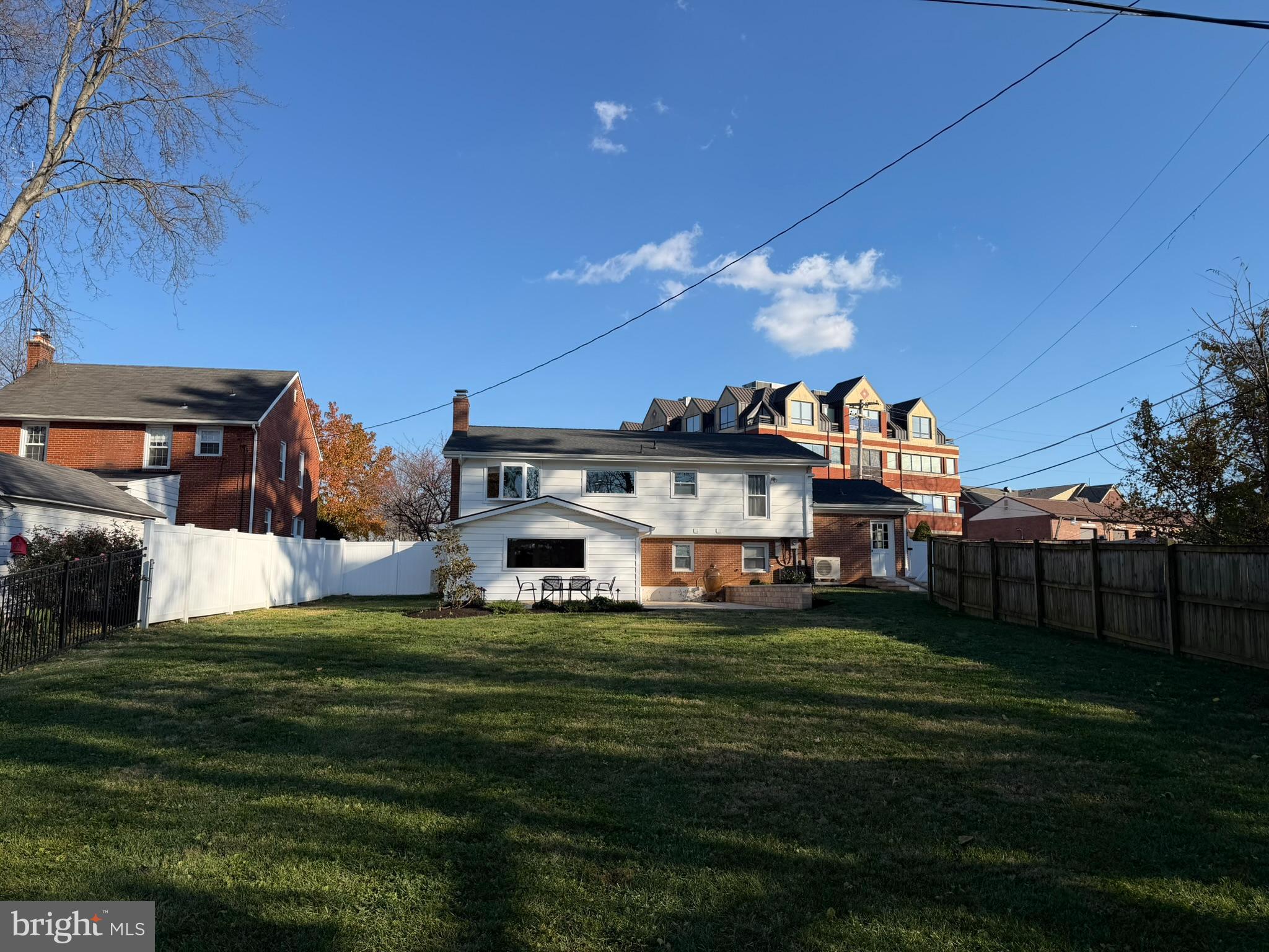 5 N JEFFERSON STREET