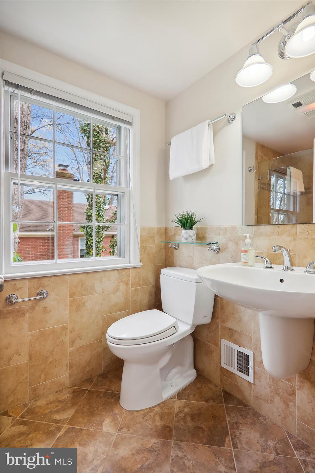 OLD FARM - Residential