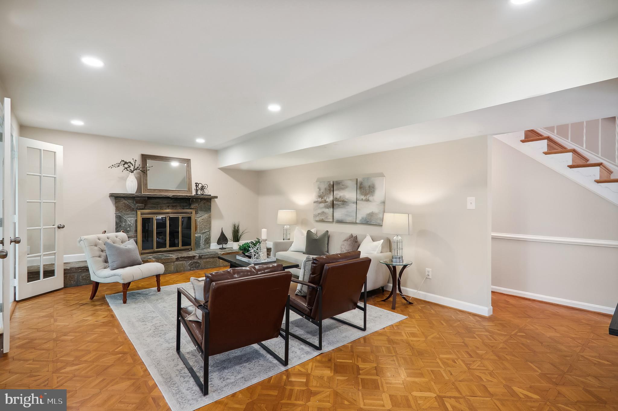 OLD FARM - Residential