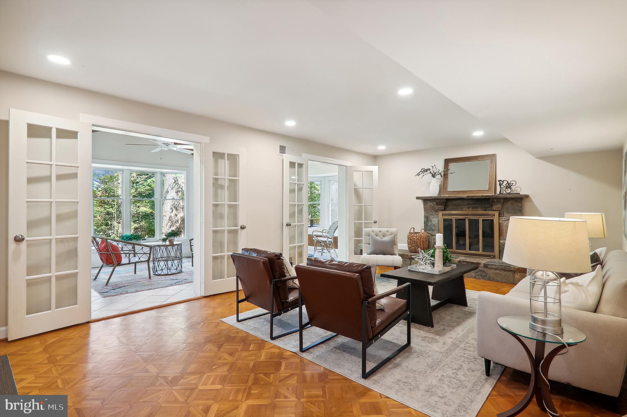 OLD FARM - Residential