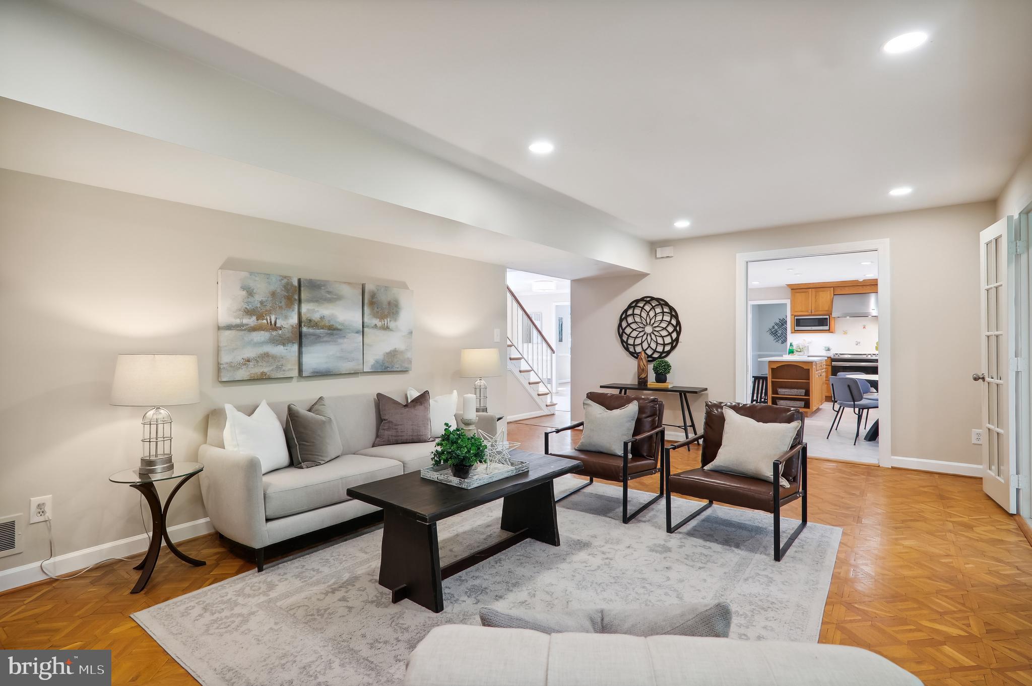 OLD FARM - Residential