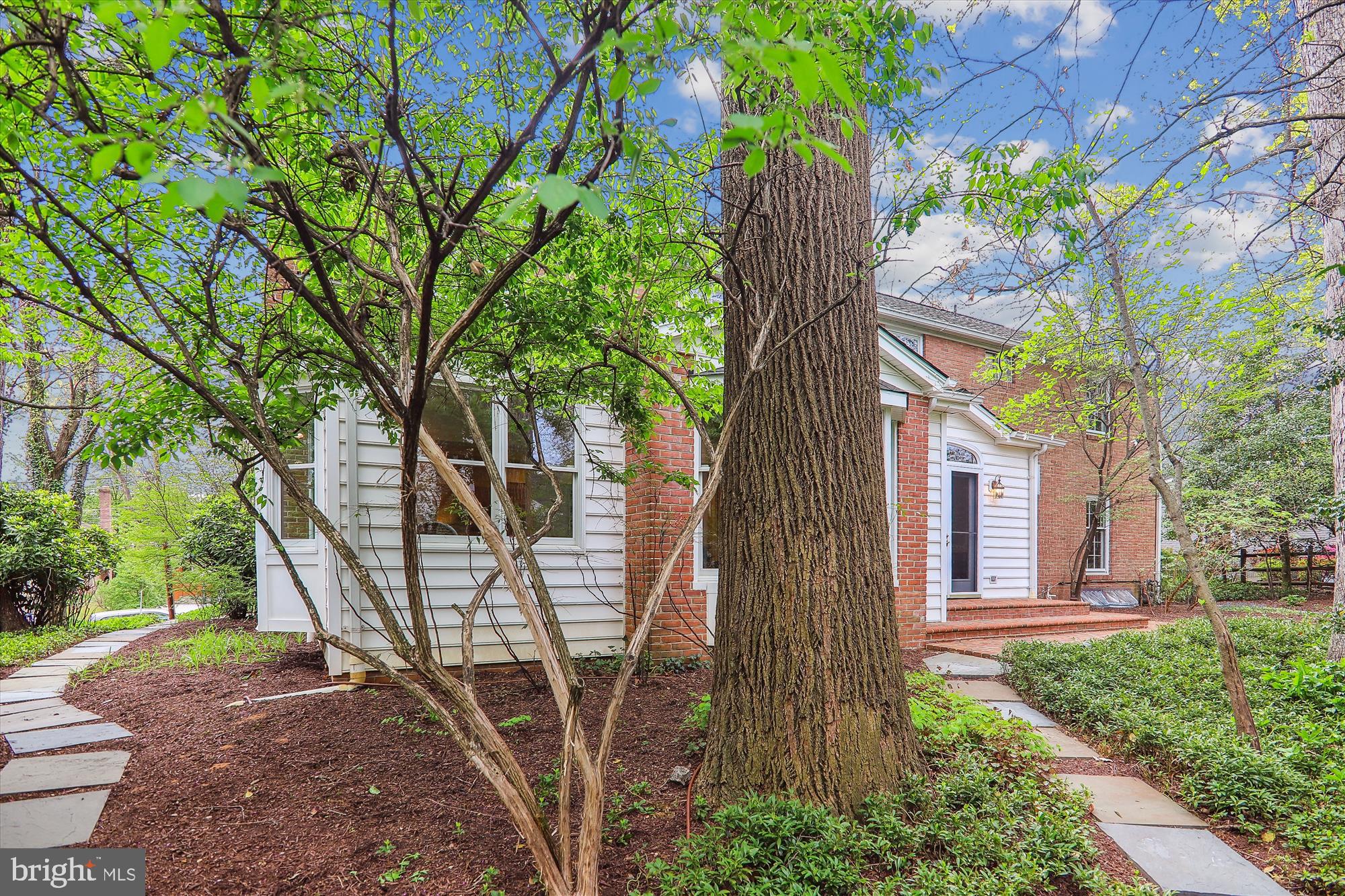 OLD FARM - Residential