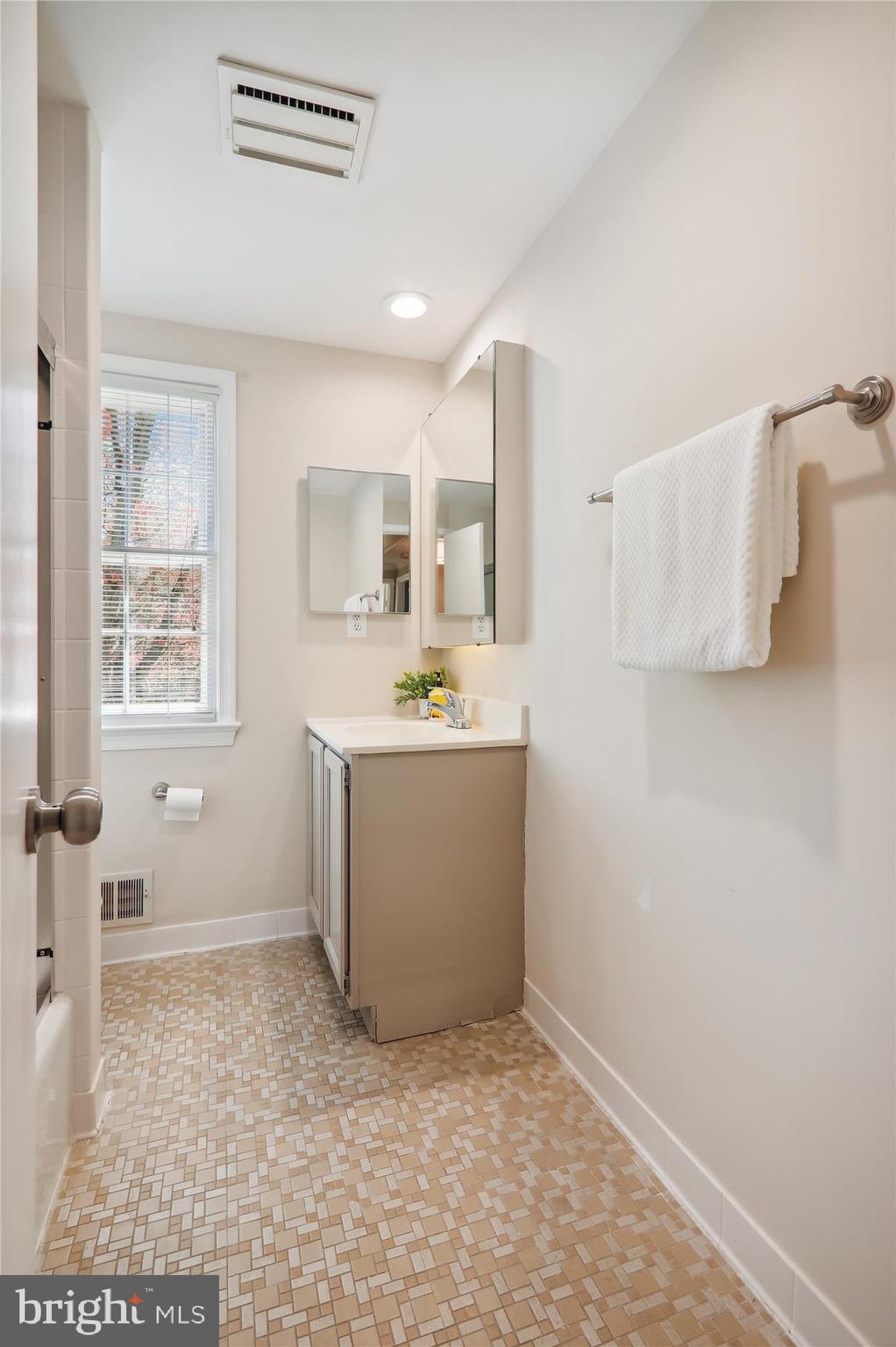 OLD FARM - Residential