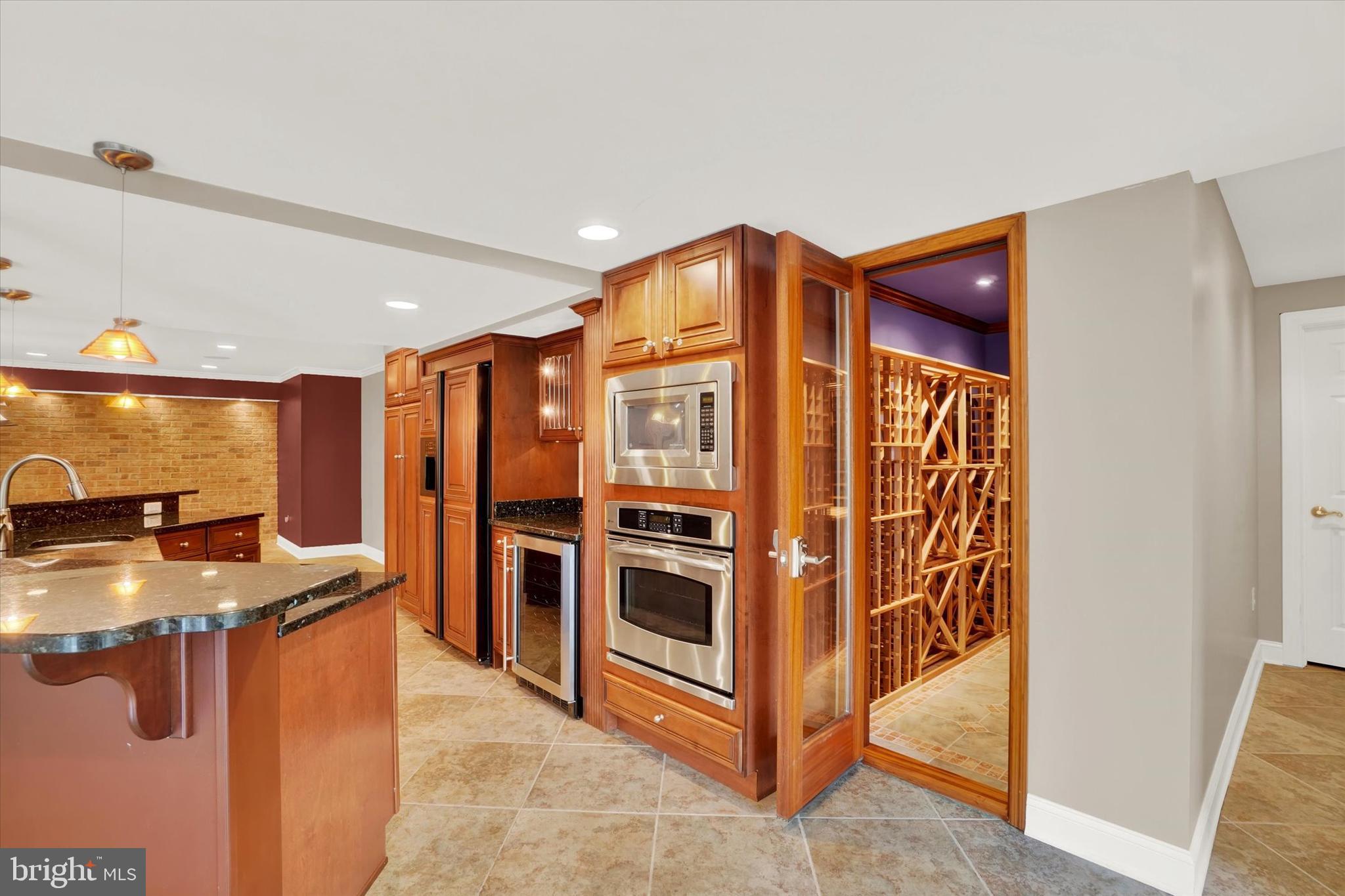 HUNT VALLEY ESTATES - Residential