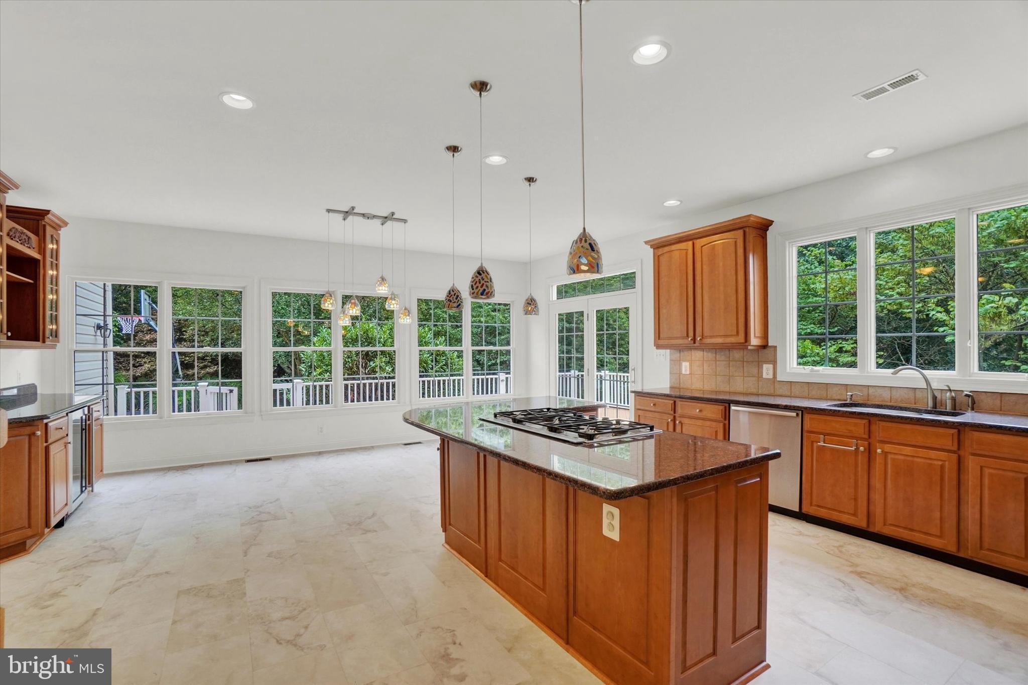 HUNT VALLEY ESTATES - Residential