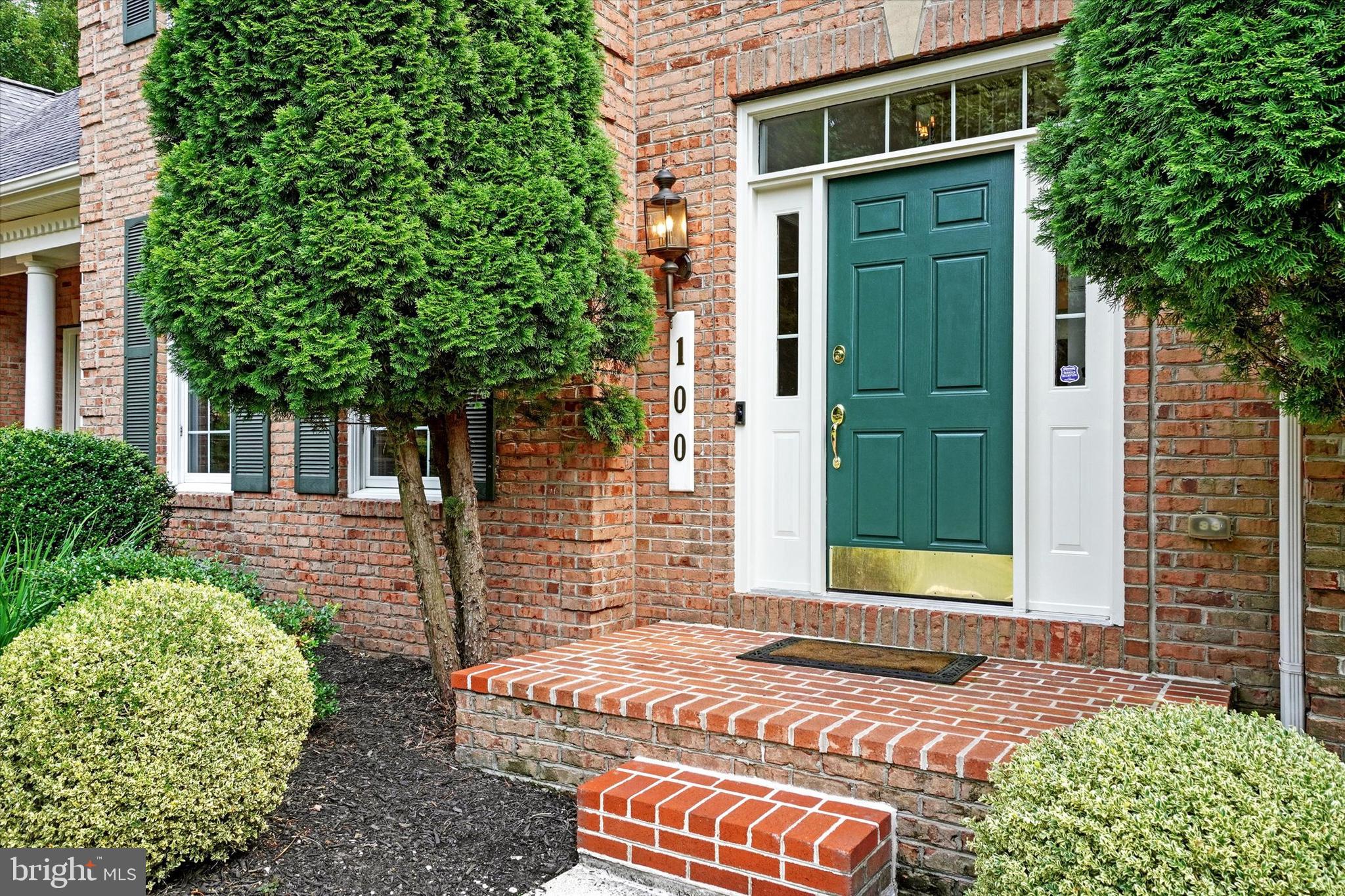 HUNT VALLEY ESTATES - Residential