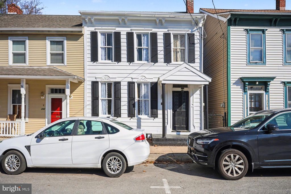 Photo of 240 W Market Street, MARIETTA, PA 17547 (MLS # PALA2085120)