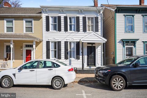 240 W MARKET STREET MARIETTA PA 17547